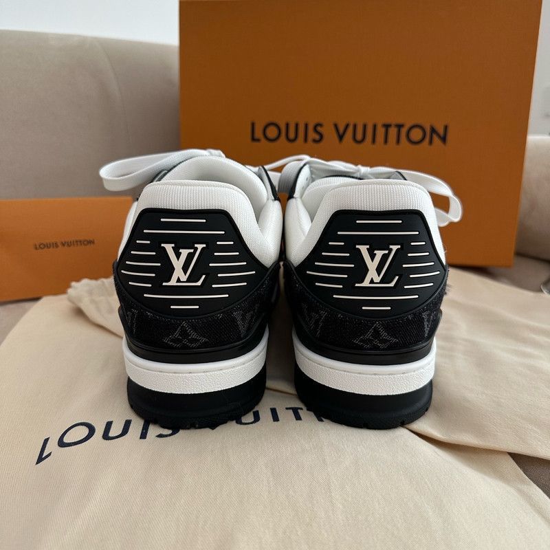 Louis Vuitton Louis Vuitton Panda Pattern Low-Top Sneakers -2508 Size US 10.5 / EU 43-44 - 7 Thumbnail