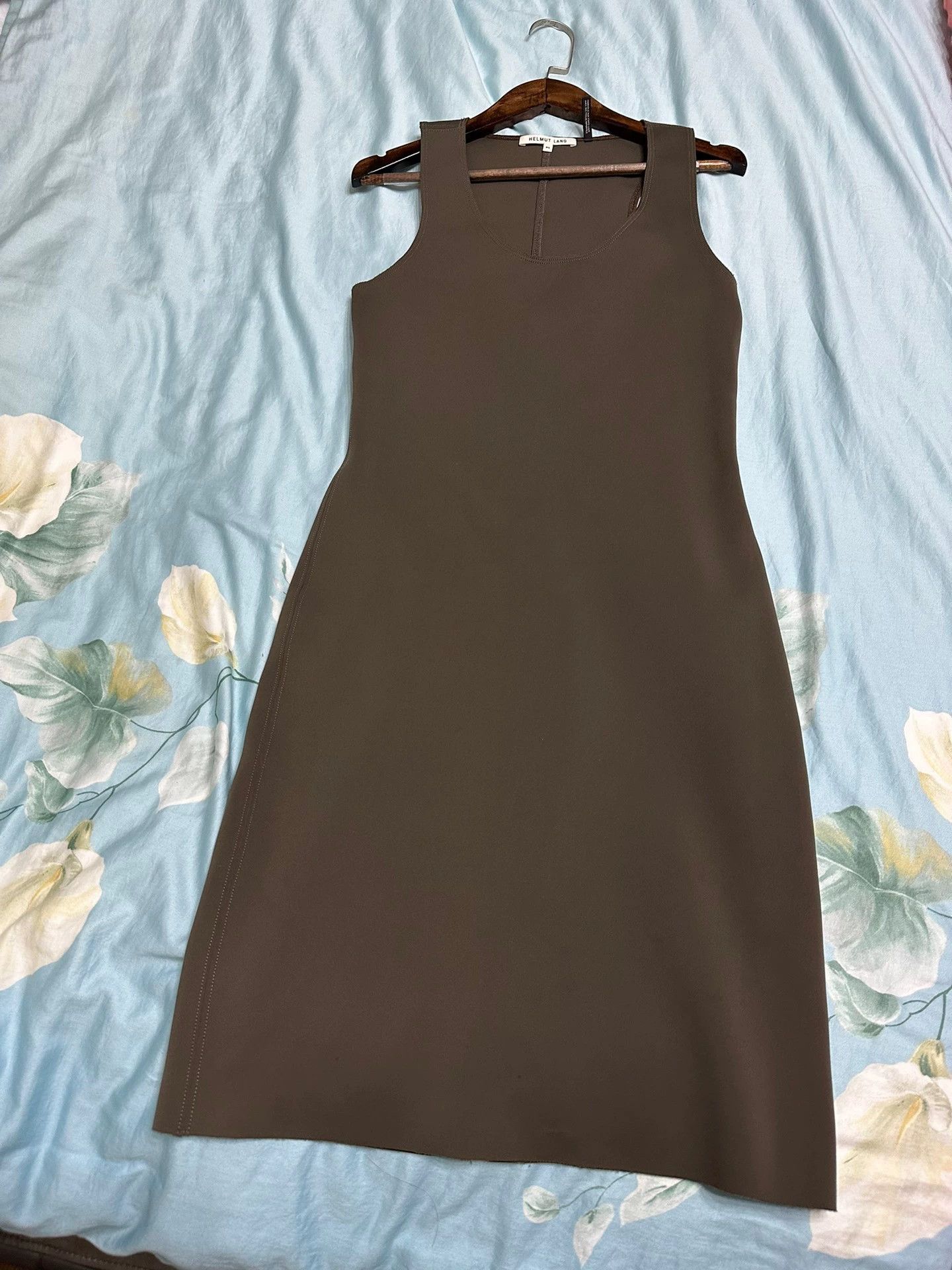 Helmut Lang Helmut Lang Green Stretchy Fitted Sharp 9/10 Dress Size XS / US 0-2 / IT 36-38 - 1 Thumbnail