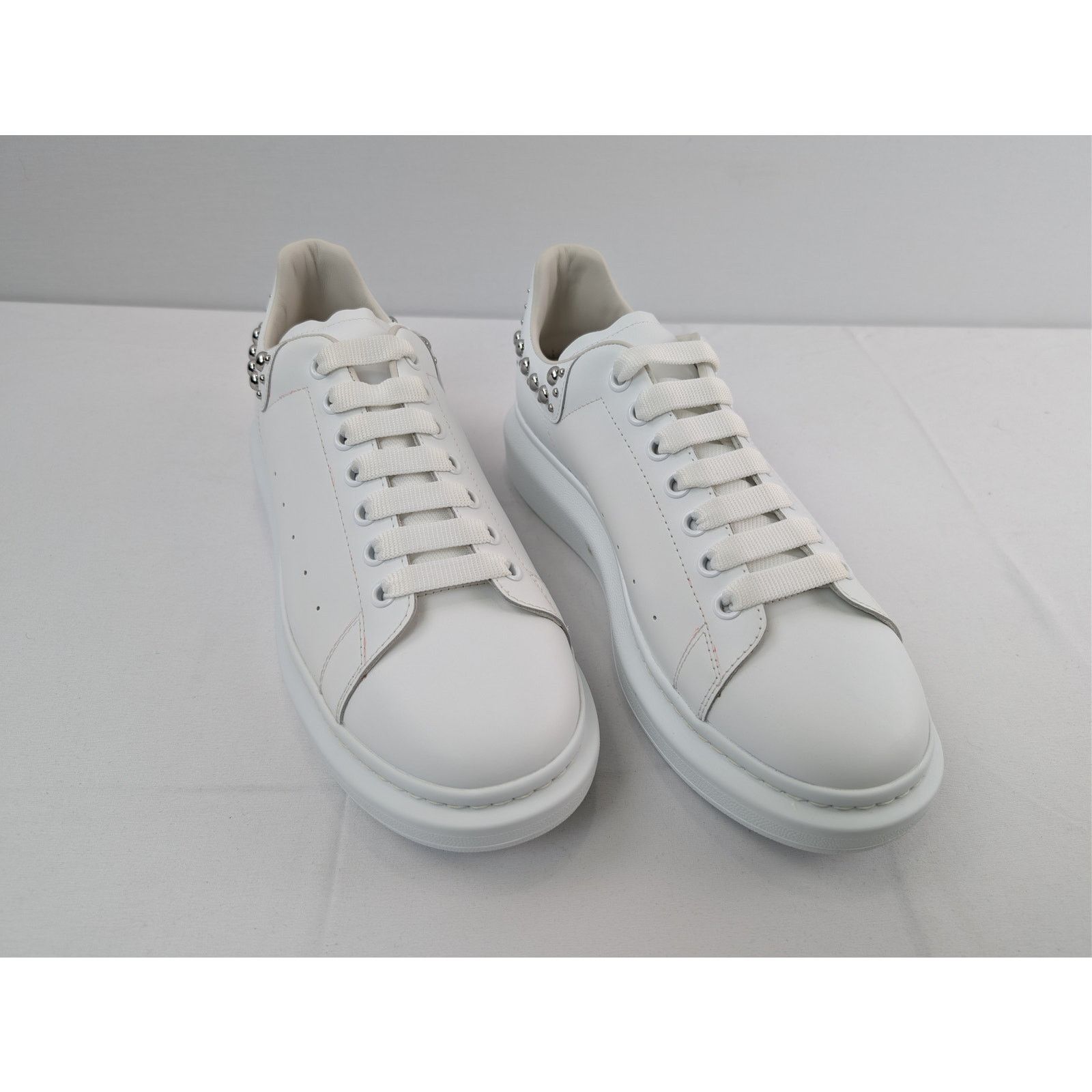 Alexander McQueen o1rshd1 Larry Sneakers in White/Silver Size US 11 / EU 44 - 6 Thumbnail