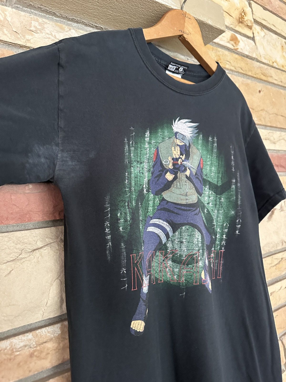 Japanese Brand × Vintage 2002 Kakashi Hatake Naruto Graphic Anime Tee Size US S / EU 44-46 / 1 - 6 Thumbnail