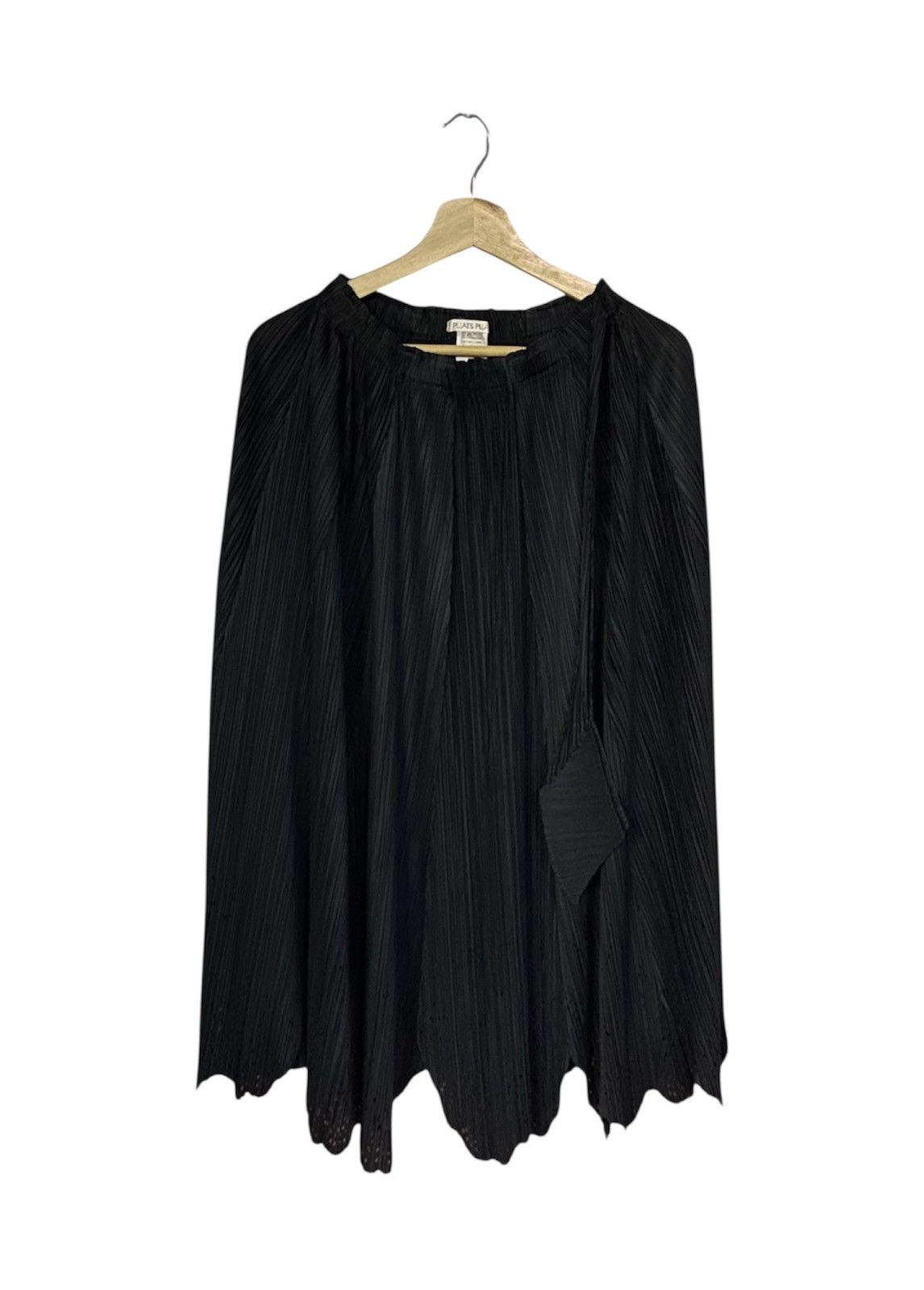 Pleats Please Issey Miyake Pleats Pleats Pleated Black Feathered Hollowed out Rhombus Size 30" / US 8 / IT 44 - 1 Thumbnail