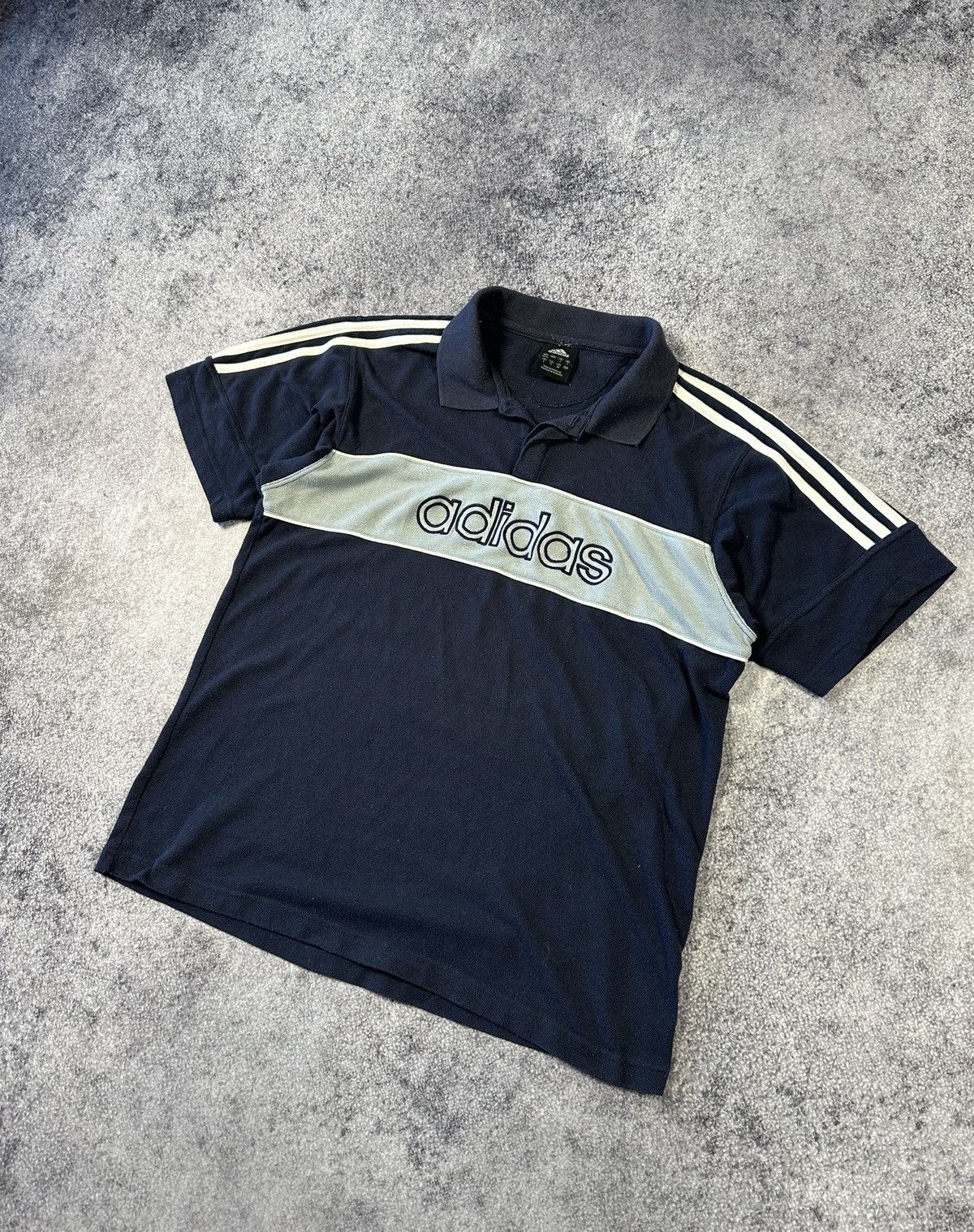 Adidas × Vintage Vintage Adidas Big Logo Polo Streetwear Rare Casual VTg Y2K Size US S / EU 44-46 / 1 - 1 Thumbnail