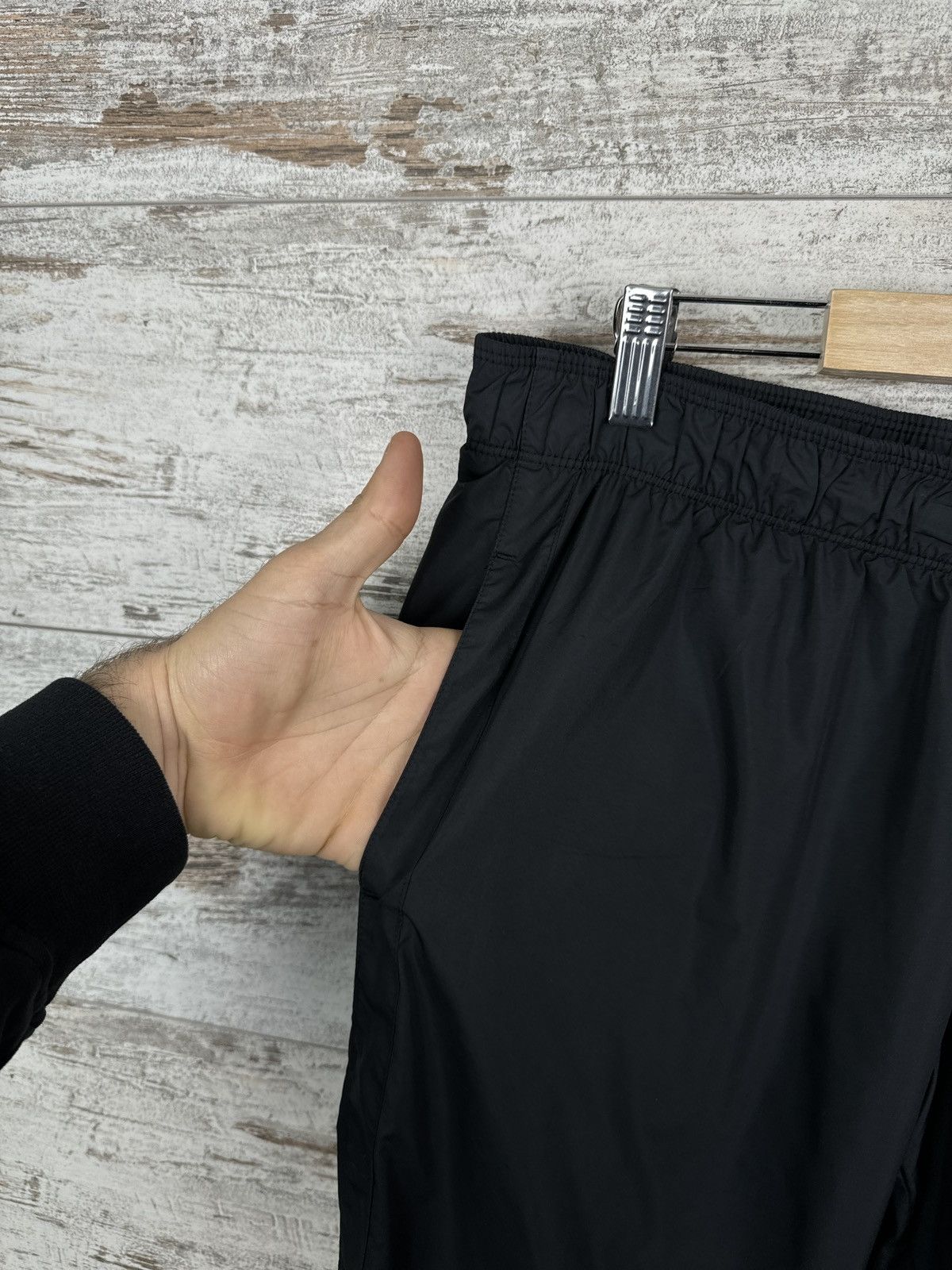 Nike Mens Vintage Nike swoosh drill pants y2k sweatpants nylon Size US 34 / EU 50 - 9 Thumbnail