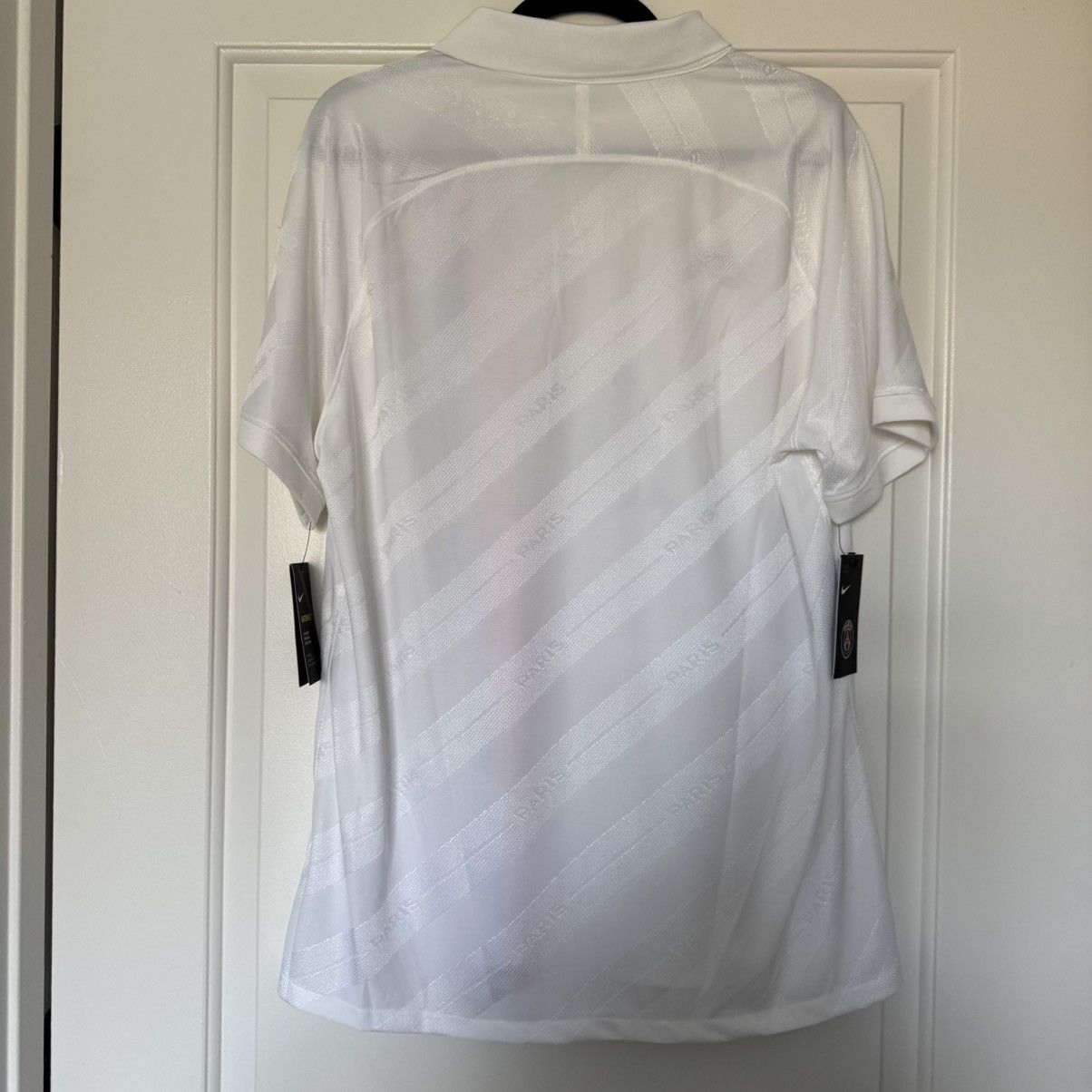 Nike Paris Saint-Germain 2019-2020 Authentic third kit Sz. XL Size US XL / EU 56 / 4 - 3 Thumbnail
