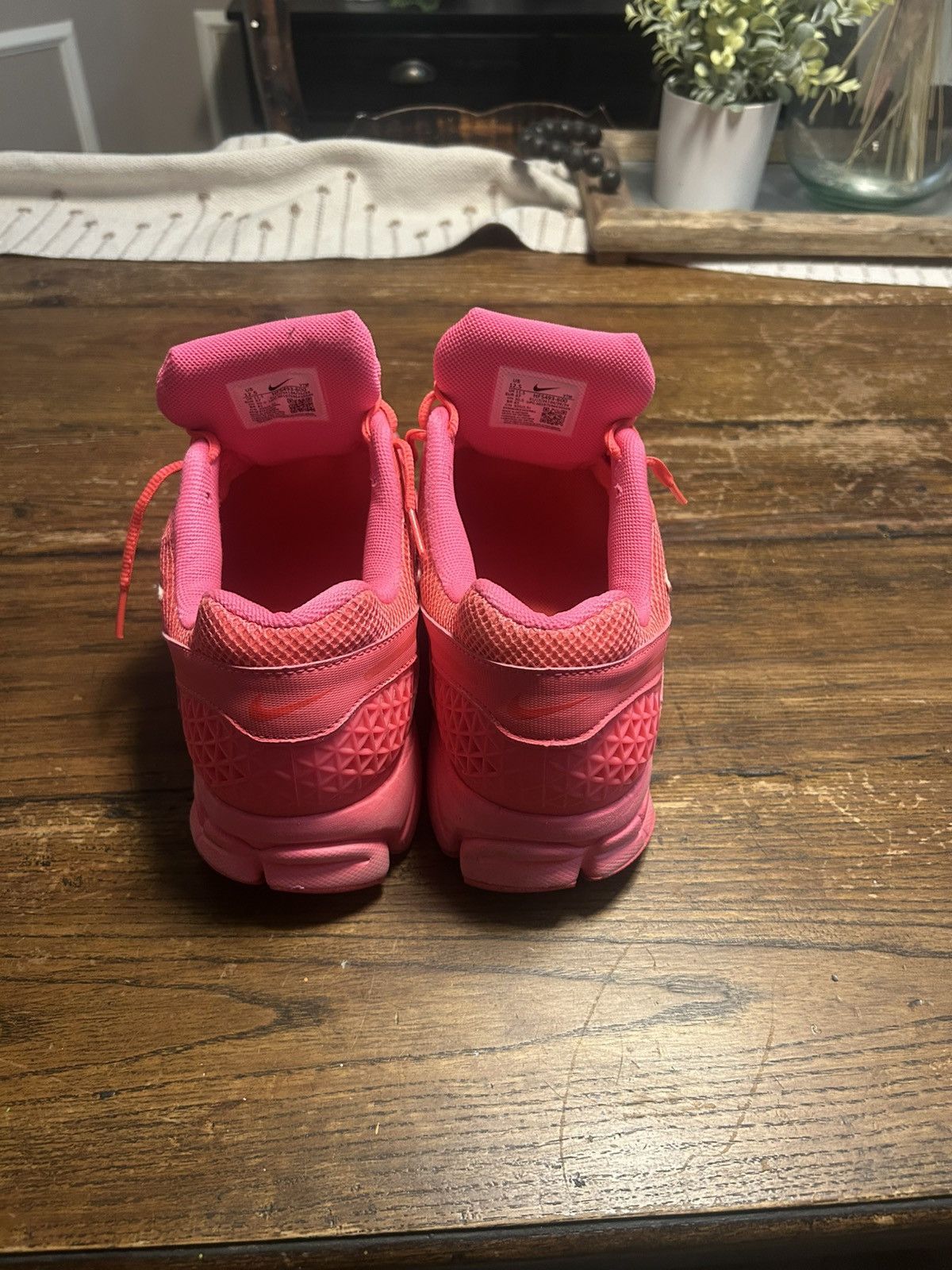 Nike Nike Zoom Vomero 5 Hot Punch Size US 12.5 / EU 45-46 - 4 Thumbnail