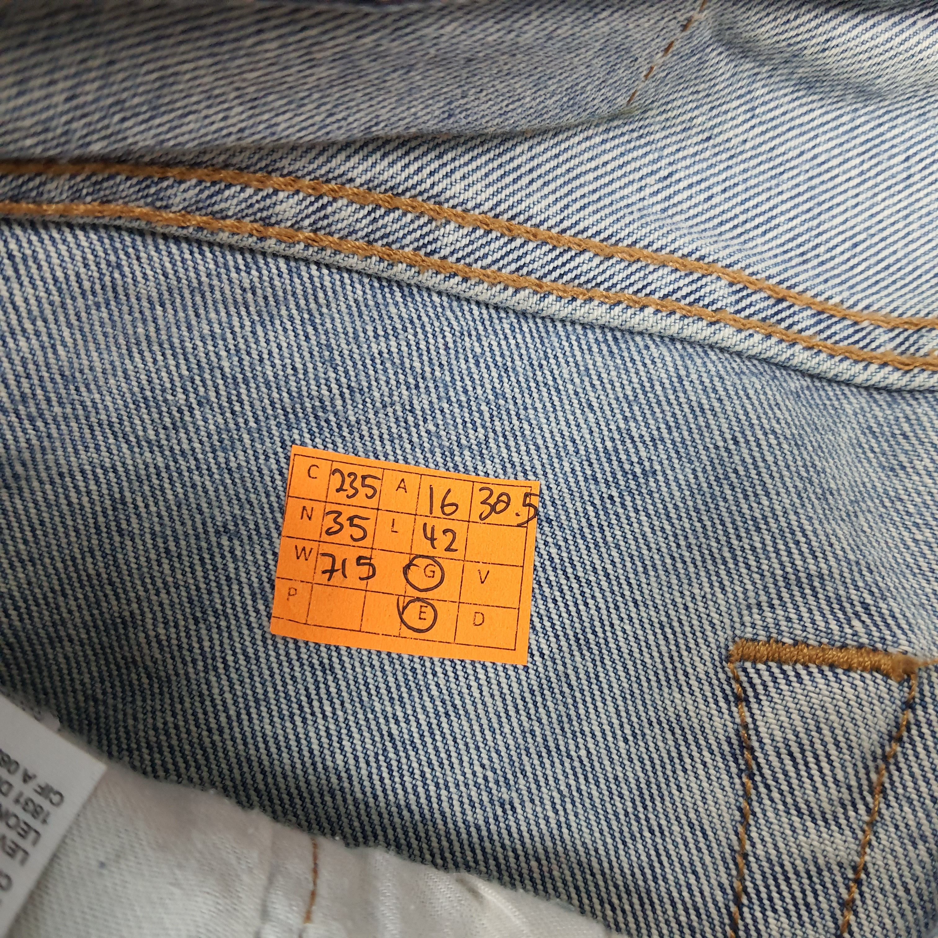 Levi's Vintage Levi's 501 CT Distressed Jeans C235N35 Size US 33 - 11 Thumbnail