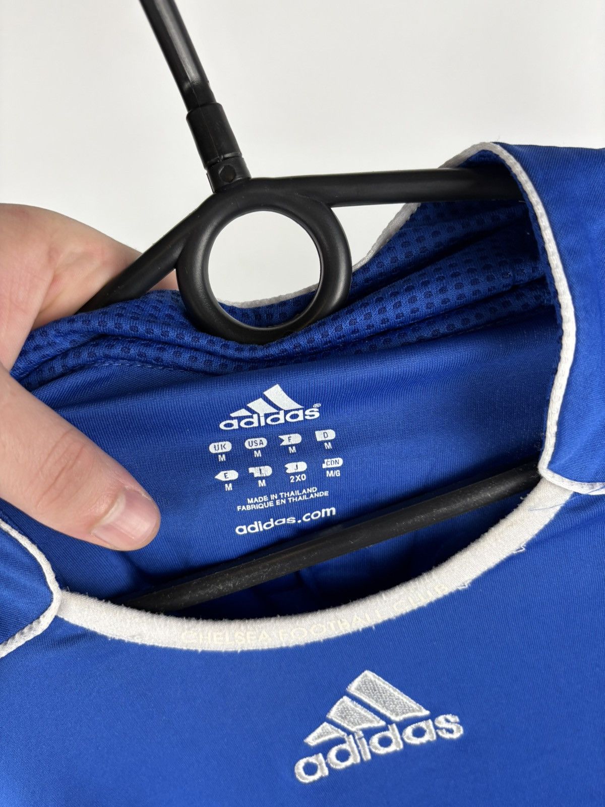 Vintage Adidas x Chelsea 2008 soccer jersey size M Size US M / EU 48-50 / 2 - 5 Thumbnail