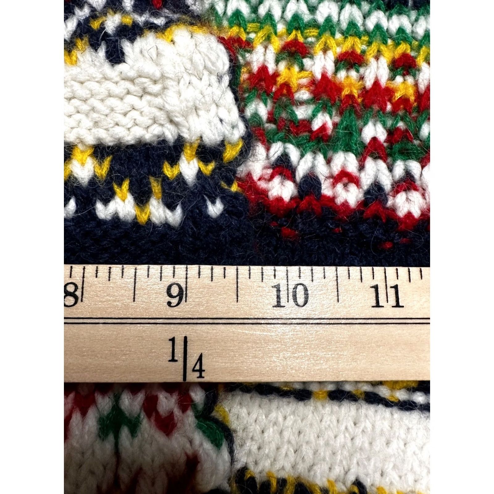 American Eagle Outfitters AMERICAN EAGLE FAIR ISLE INFINITY SCARF ACRYLIC WOOL APLACA BLEND Size ONE SIZE - 2 Thumbnail