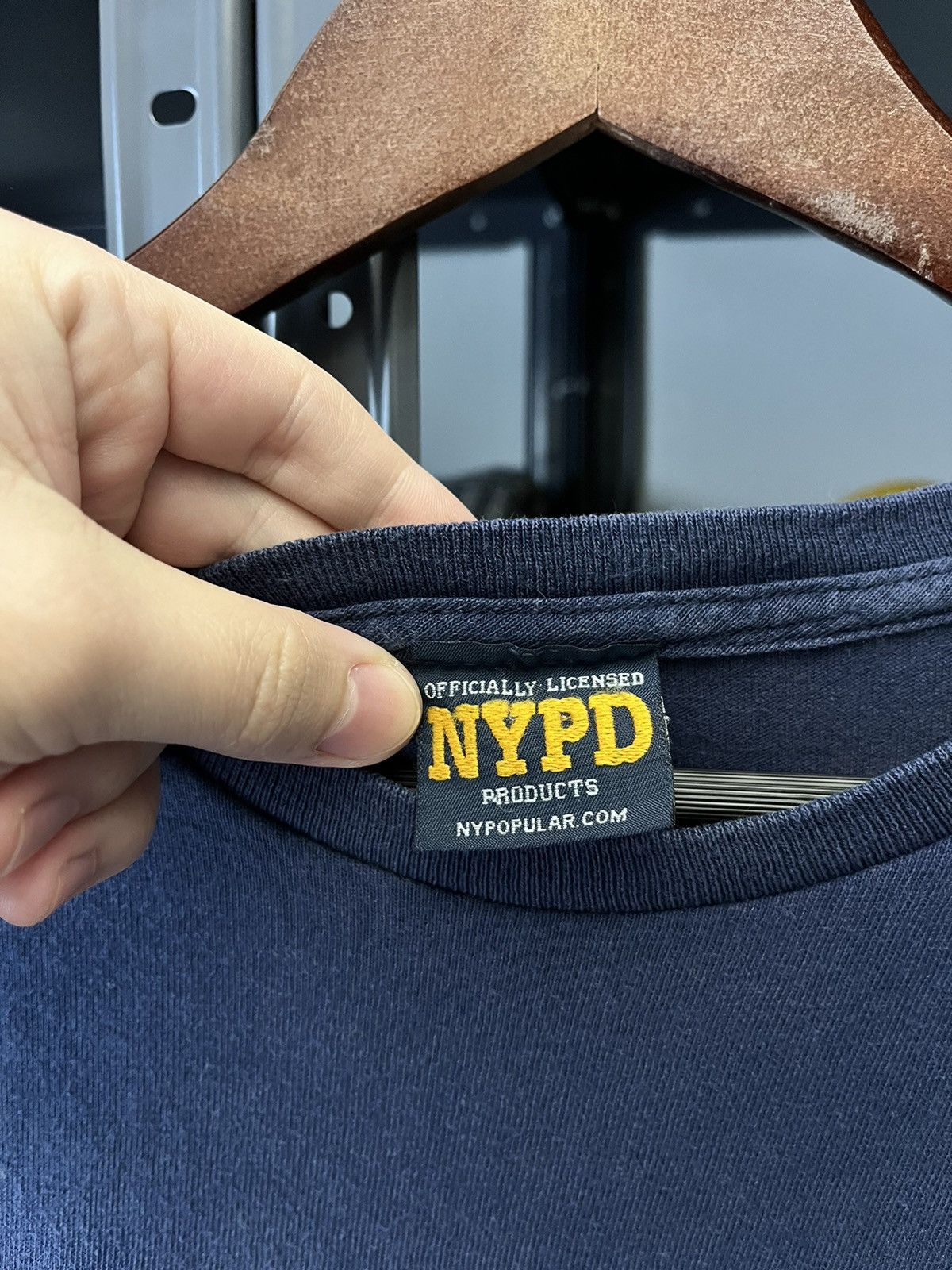 Vintage Vintage 2000’s NYPD T-shirt Size US XL / EU 56 / 4 - 3 Thumbnail