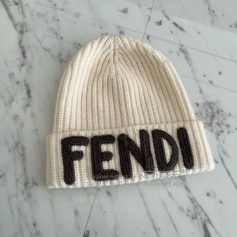 Fendi Fendi size S Wool cold hat / beanie with letter logo Size ONE SIZE - 1 Thumbnail