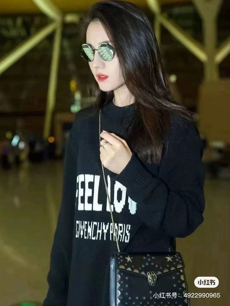 Givenchy Givenchy Black Letter Knit Woolen Sweater Long Sleeve Size US M / EU 48-50 / 2 - 8 Thumbnail