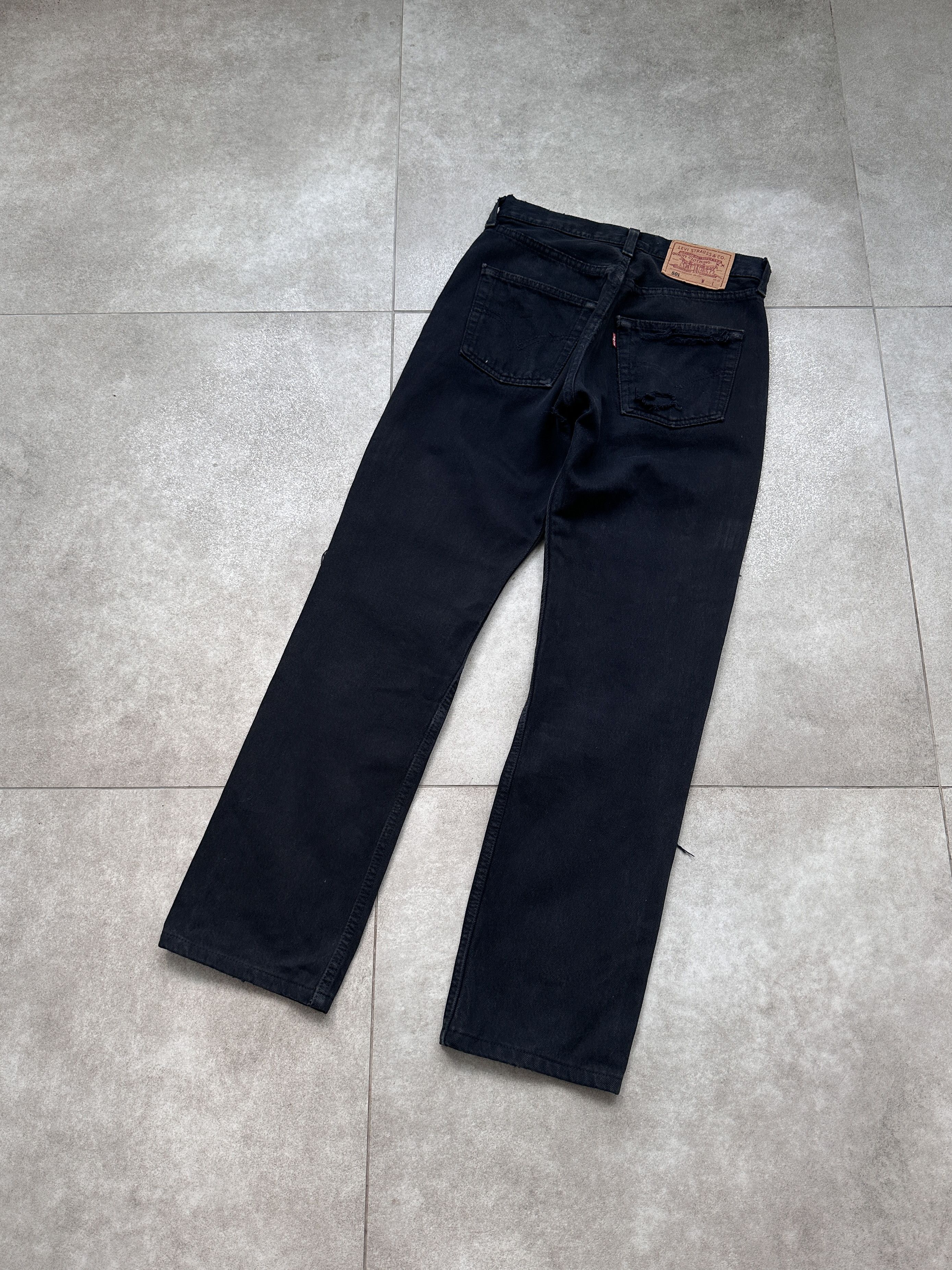 Levi's Vintage Levis 501 Black Jeans Denim Pants Size US 28 / EU 44 - 2 Thumbnail