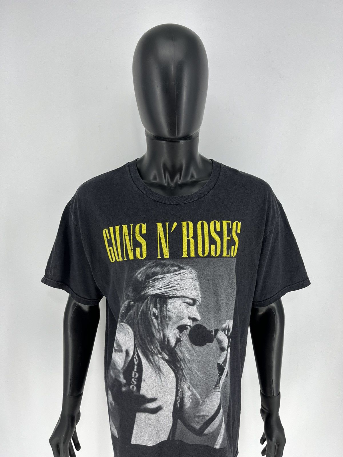 Band Tees × Vintage Vintage Guns N’ Roses t-shirt size S 90s streetwear y2kstyle Size US L / EU 52-54 / 3 - 5 Thumbnail