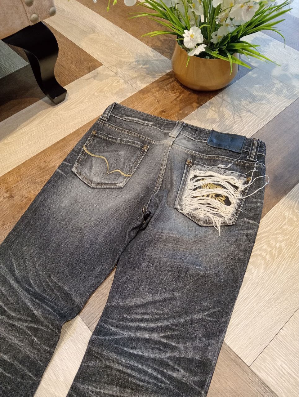 If Six Was Nine JAPANESE LAGUST FLARED DISTRESSED WASHED DENIM JEANS Size US 32 / EU 48 - 16 Thumbnail