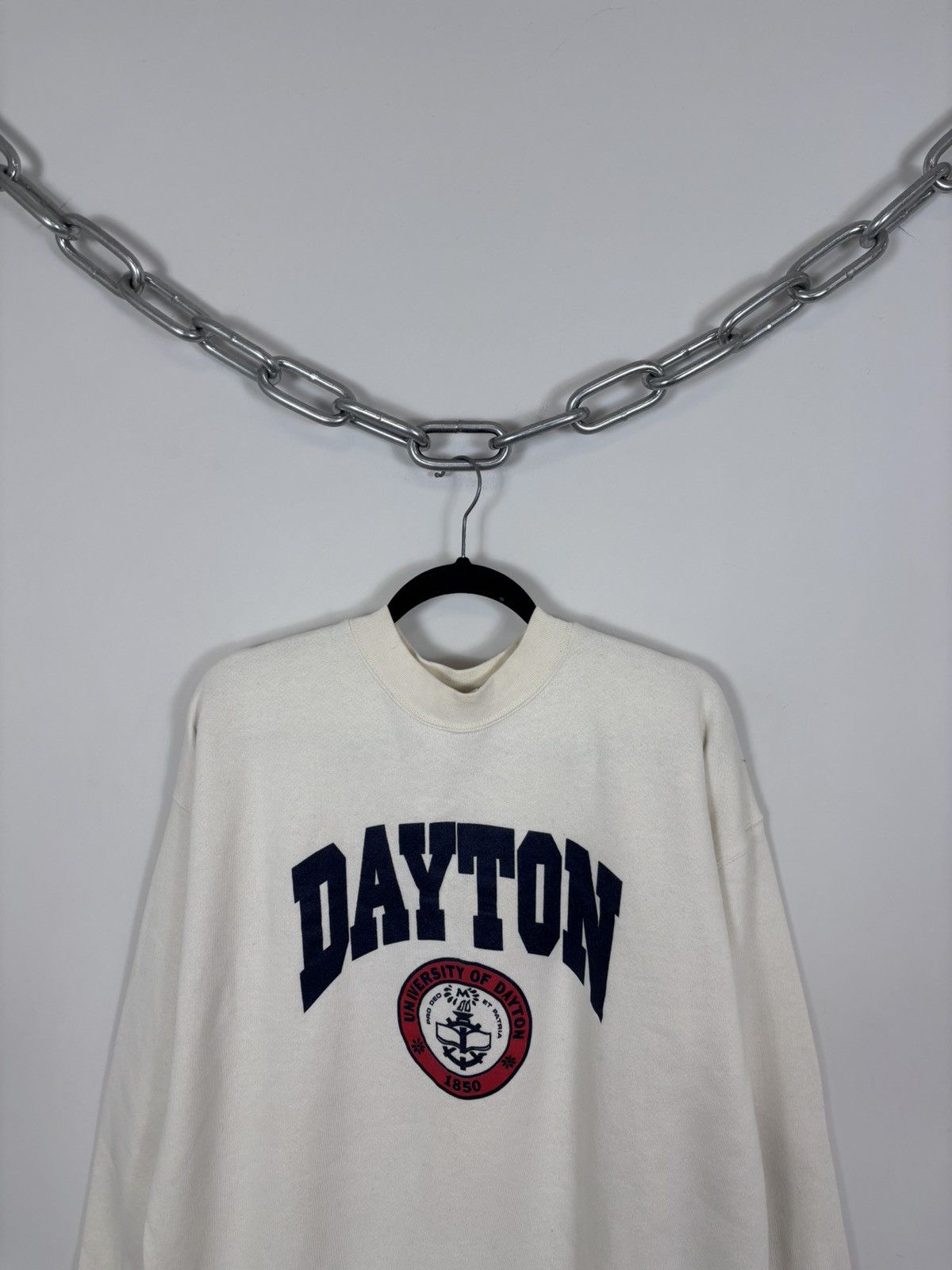 Vintage Vintage University Of Dayton Sweatshirt Crewneck Made In USA Size US XL / EU 56 / 4 - 2 Thumbnail