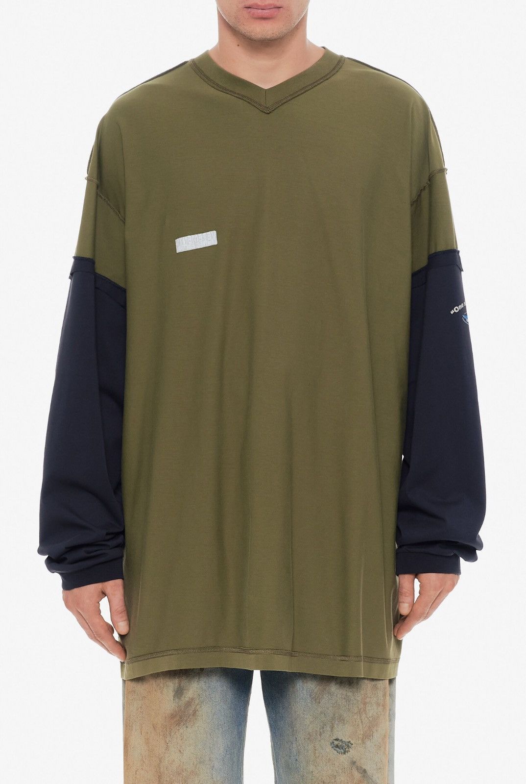 Designer × Vetements Last Size Vetements Oversized V-Neck Cotton Reglan Size US M / EU 48-50 / 2 - 1 Thumbnail