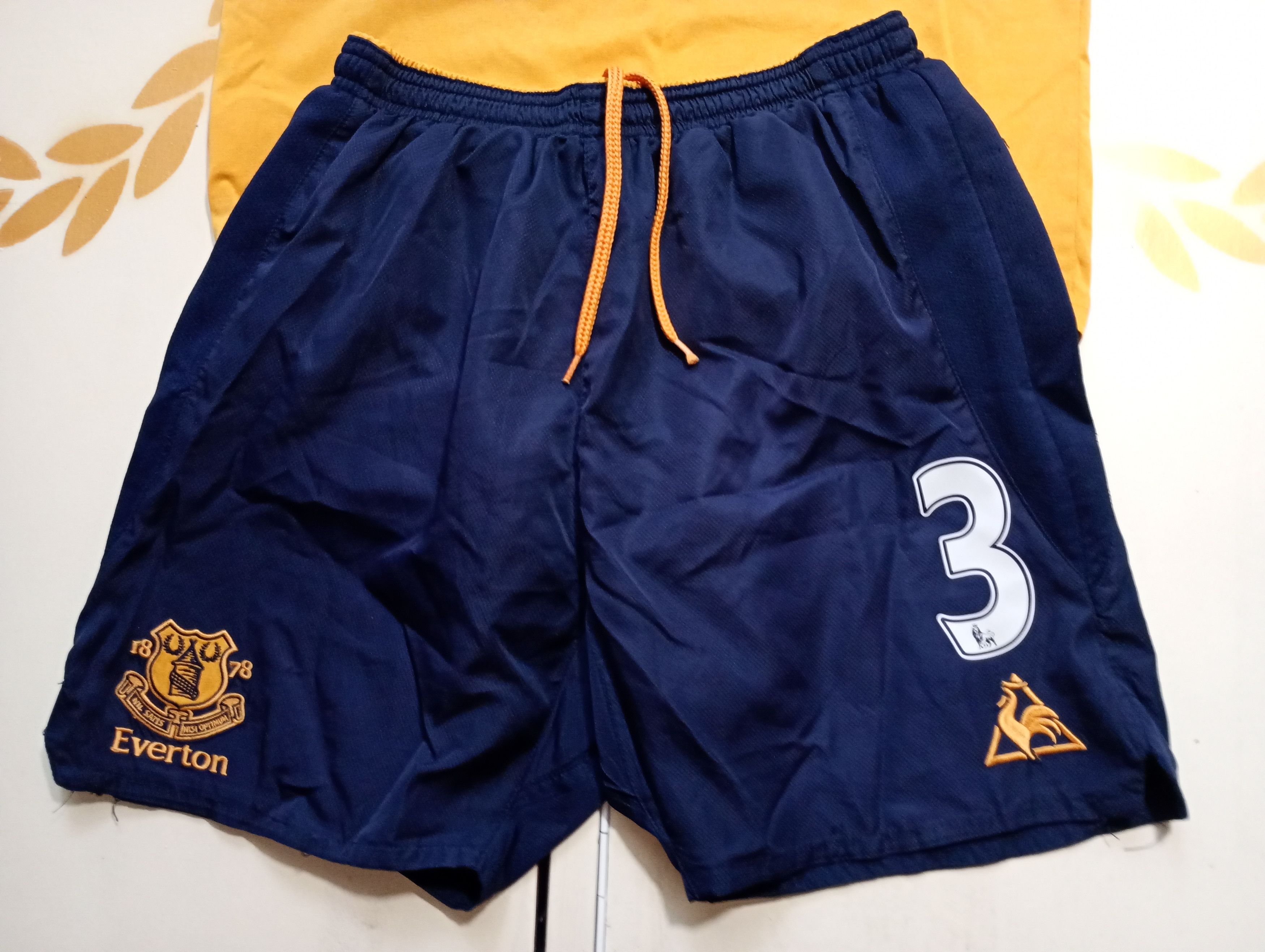 Le Coq Sportif le Coq Sportif FC Everton Kit №3 Baines 2011-2012 size 2XLB Size US S / EU 44-46 / 1 - 2 Thumbnail