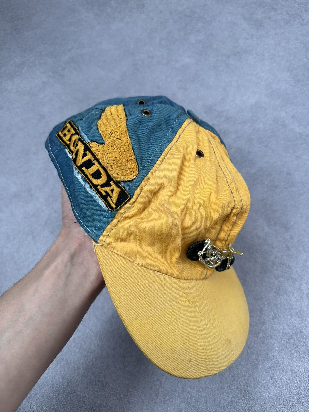 Honda Vintage 1990s Honda Racing Logo Patch Retro Moto Hat Cap Size ONE SIZE - 1 Thumbnail