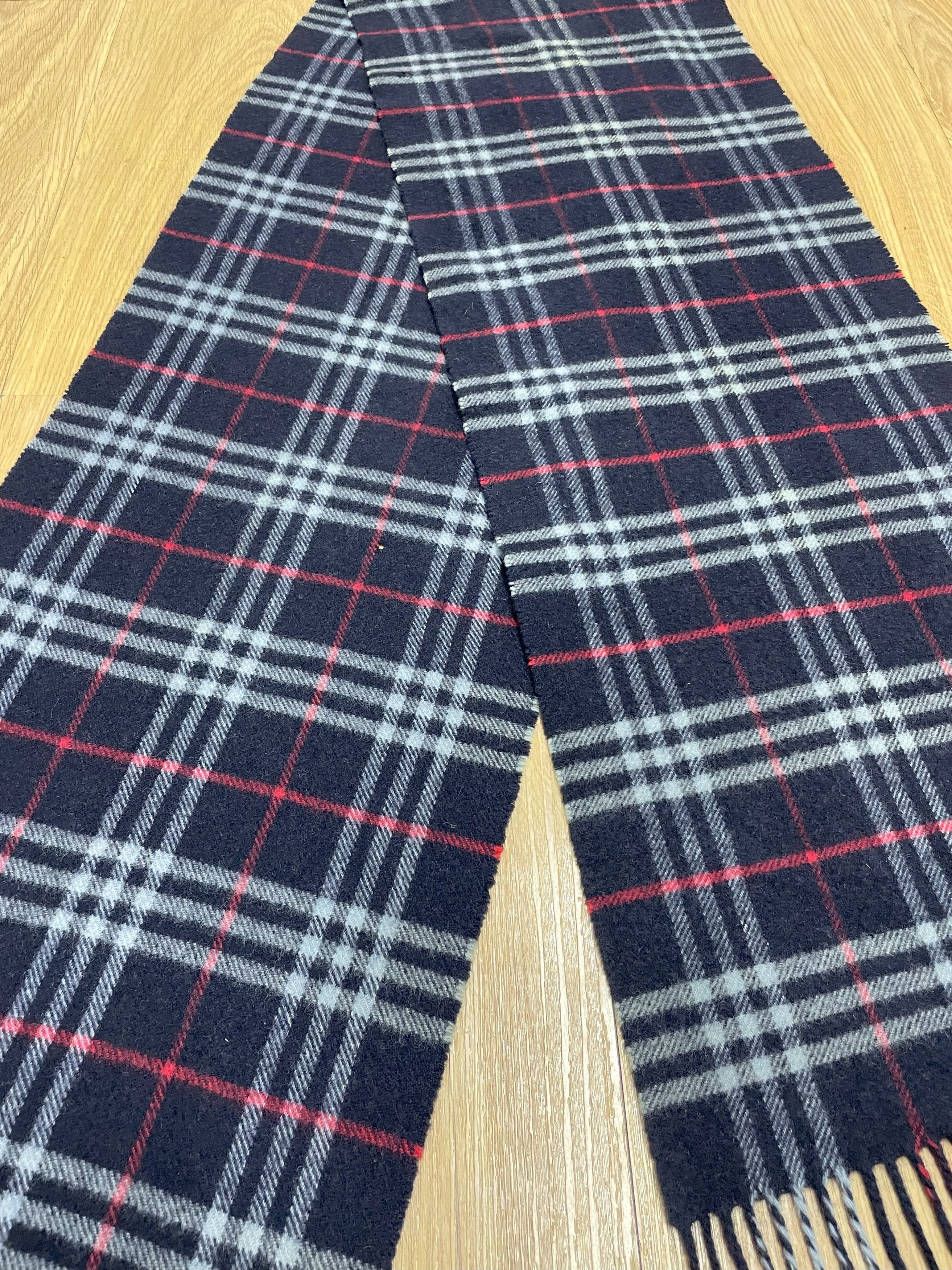 Burberry Burberry Scarf / Muffler - 6162 Size ONE SIZE - 7 Thumbnail