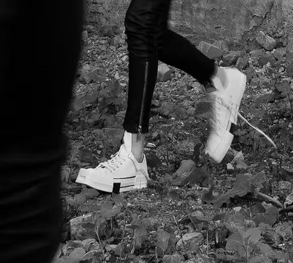 Converse × Rick Owens Drkshdw Rick Owens × Converse DRKSHDW TurboDRK low-top Size 10 Size US 10 / EU 43 - 2 Thumbnail