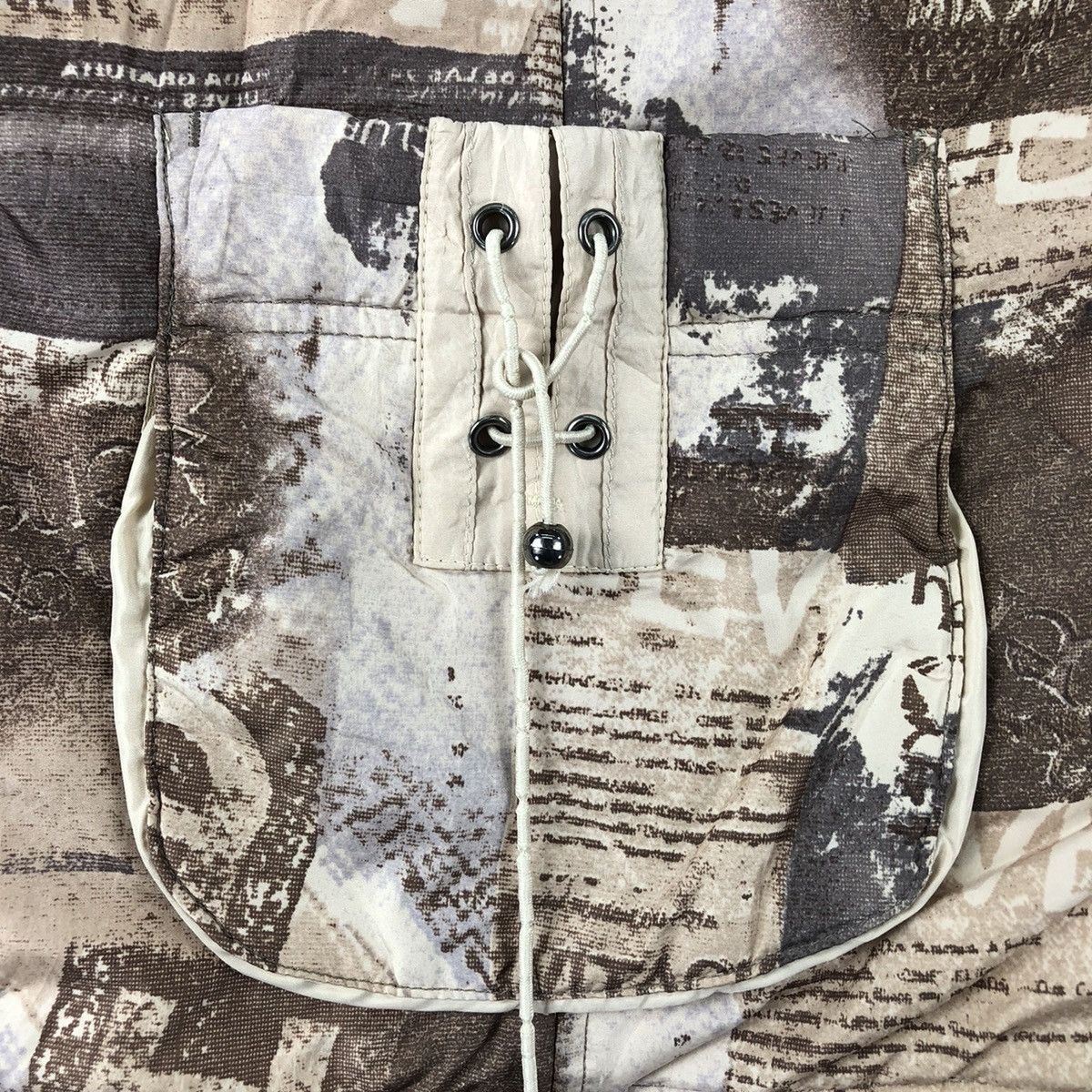 Japanese Brand Vintage Y2K Reversible Jacket Fullprint by Locarino Size US M / EU 48-50 / 2 - 10 Thumbnail