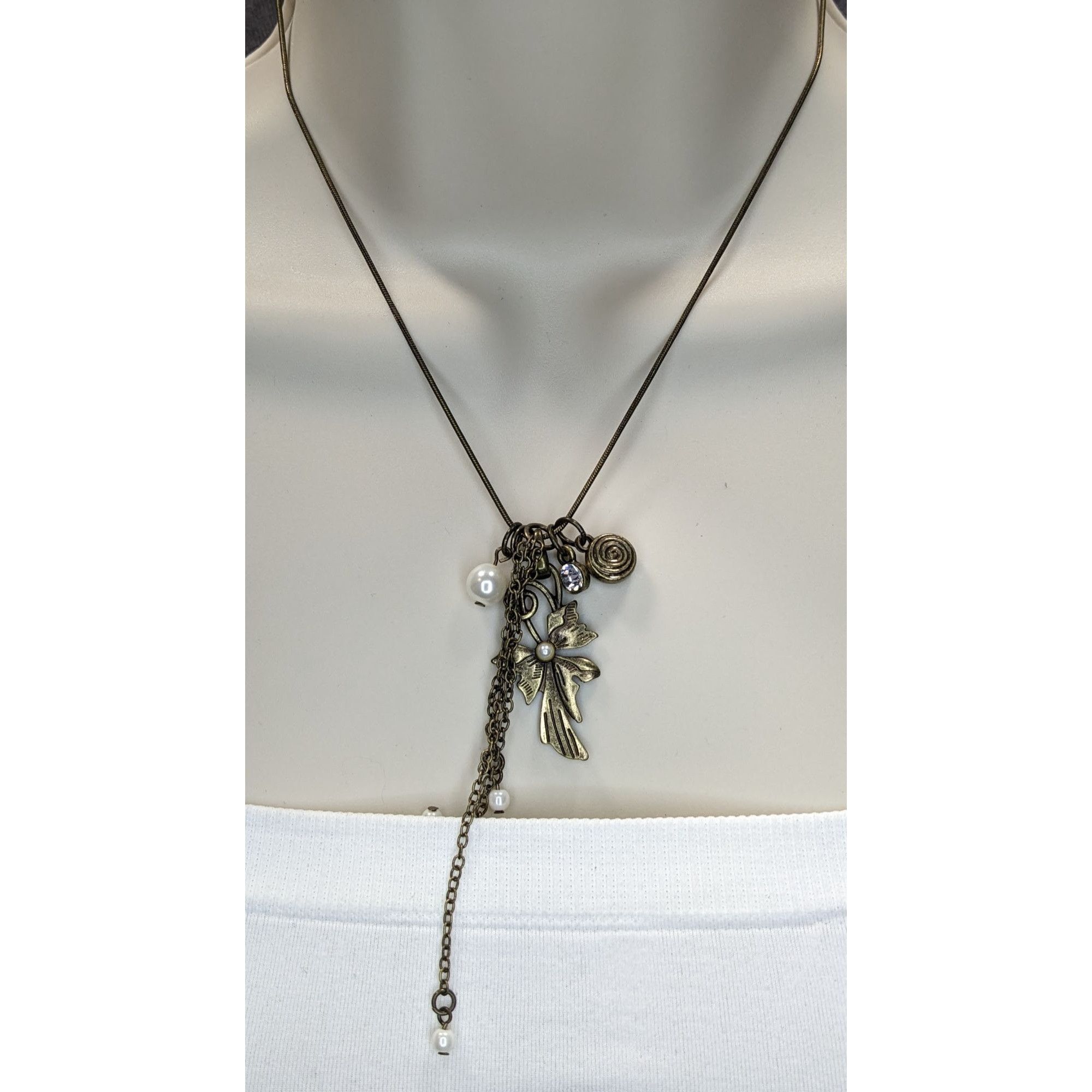 Other Vintage-Inspired Coquette Bronze Pendant Necklace With Faux Size ONE SIZE - 4 Thumbnail