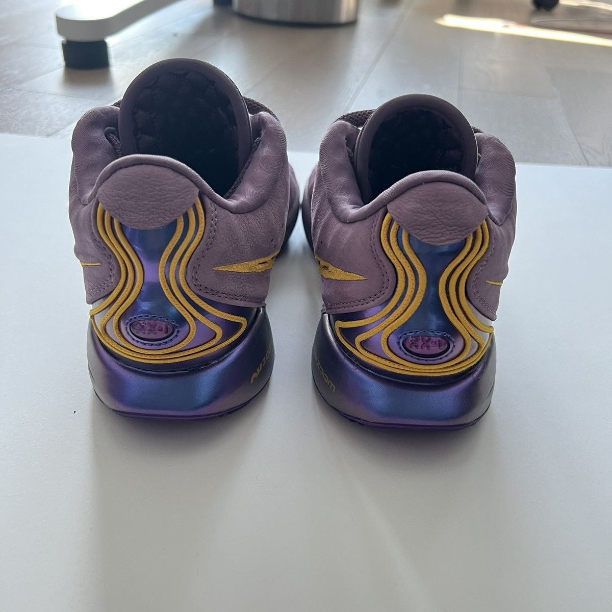 Nike size 8.5 Nike LeBron 21 Freshwater FV2345 500 Violet Dust Size US 8.5 / EU 41-42 - 5 Thumbnail