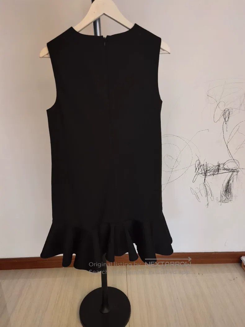 Valentino Valentino A sleeveless little black dress Size S / US 4 / IT 40 - 2 Thumbnail