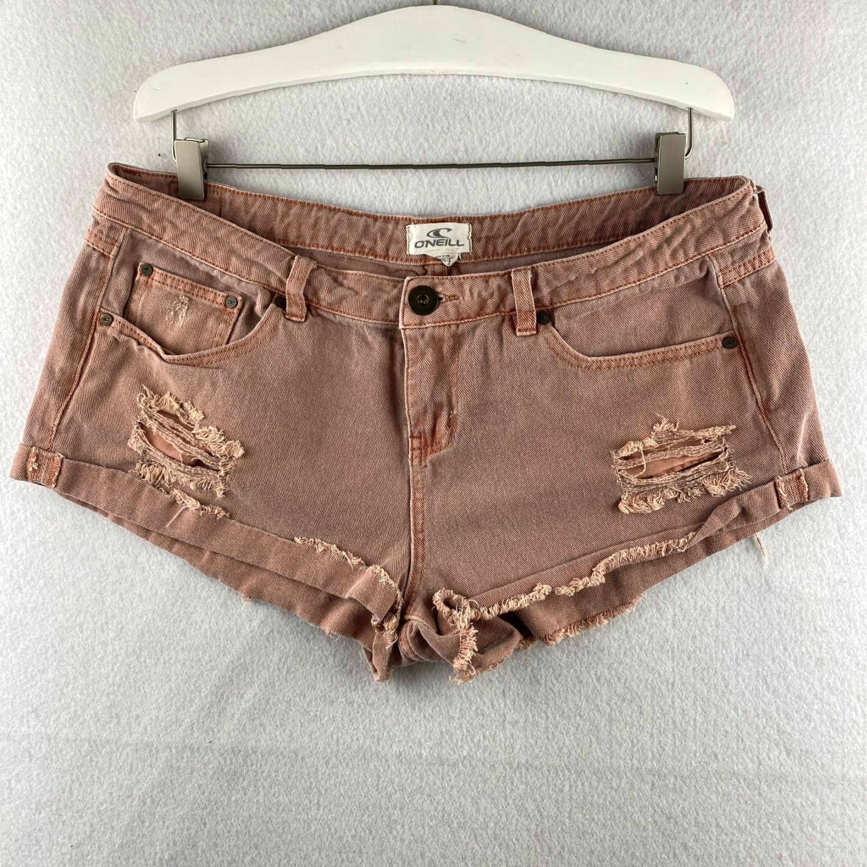 O'Neill O'Neill Shorts Womens 9 Coral Cut-Off Denim Fray Distressed Hotpants Size 24" / US 00 / IT 34 - 2 Thumbnail