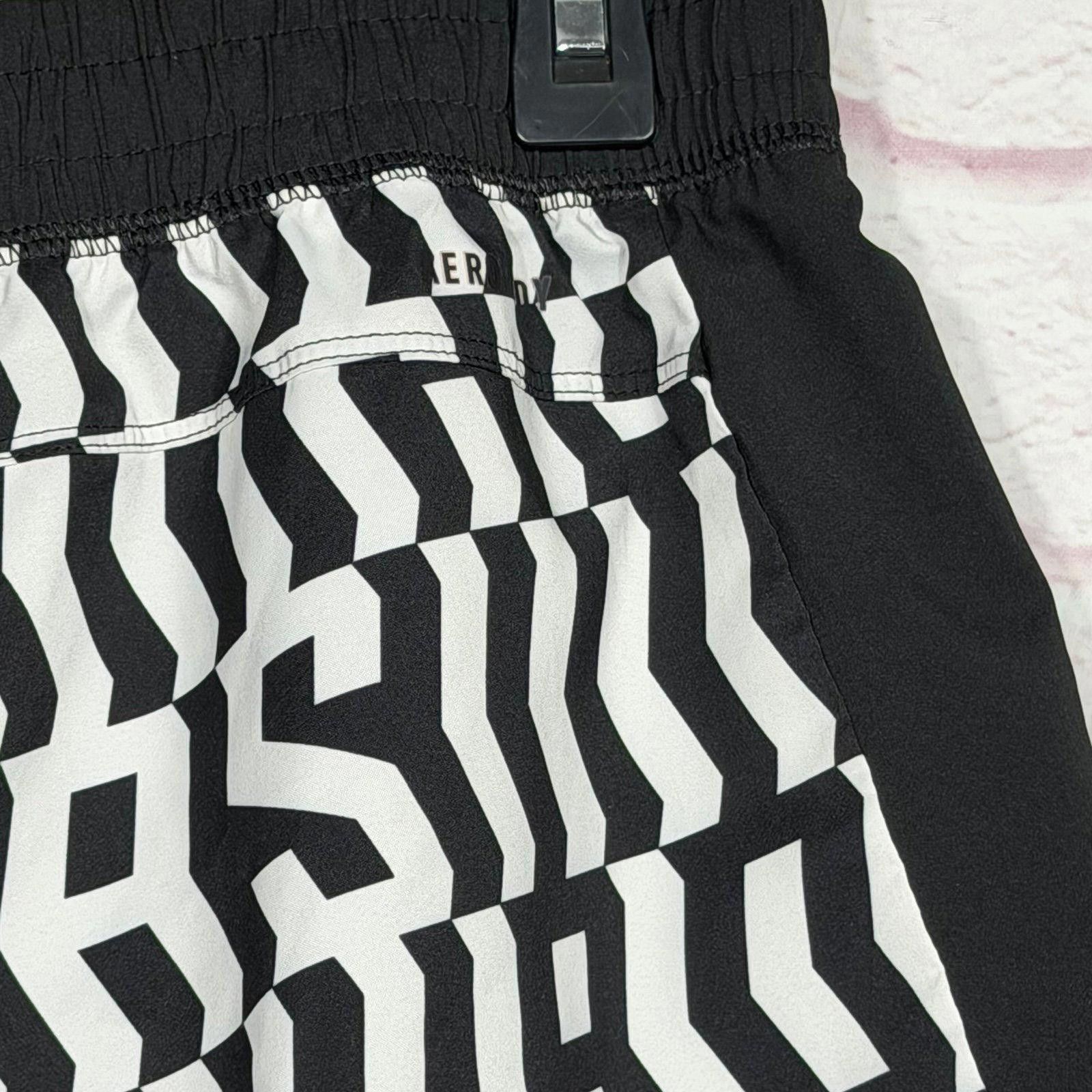 Adidas Adidas Women's Graphic Running Shorts XS Size 26" / US 2 / IT 38 - 6 Thumbnail