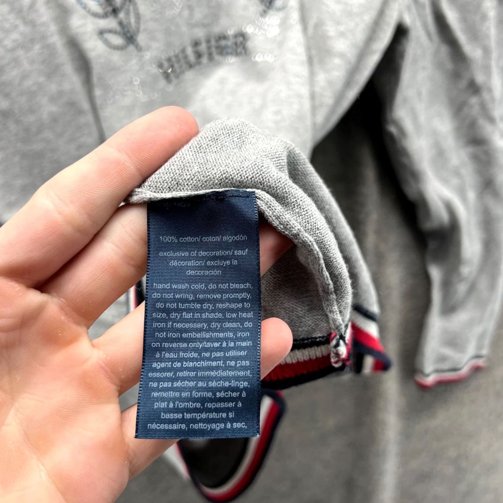 Tommy Hilfiger Tommy Hilfiger Shirt Womens XL Gray Long Sleeve Fleece Floral Logo TH Pullover, Crew Neck, Regular Fit, Cotton, All Seasons, Blackwatch? Size XL / US 12-14 / IT 48-50 - 5 Thumbnail
