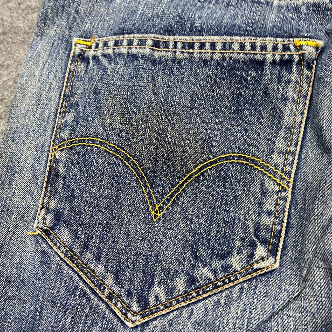 Levi's Vintage Levis Distressed Denim Kurt Cobain Style Size US 37 - 10 Thumbnail