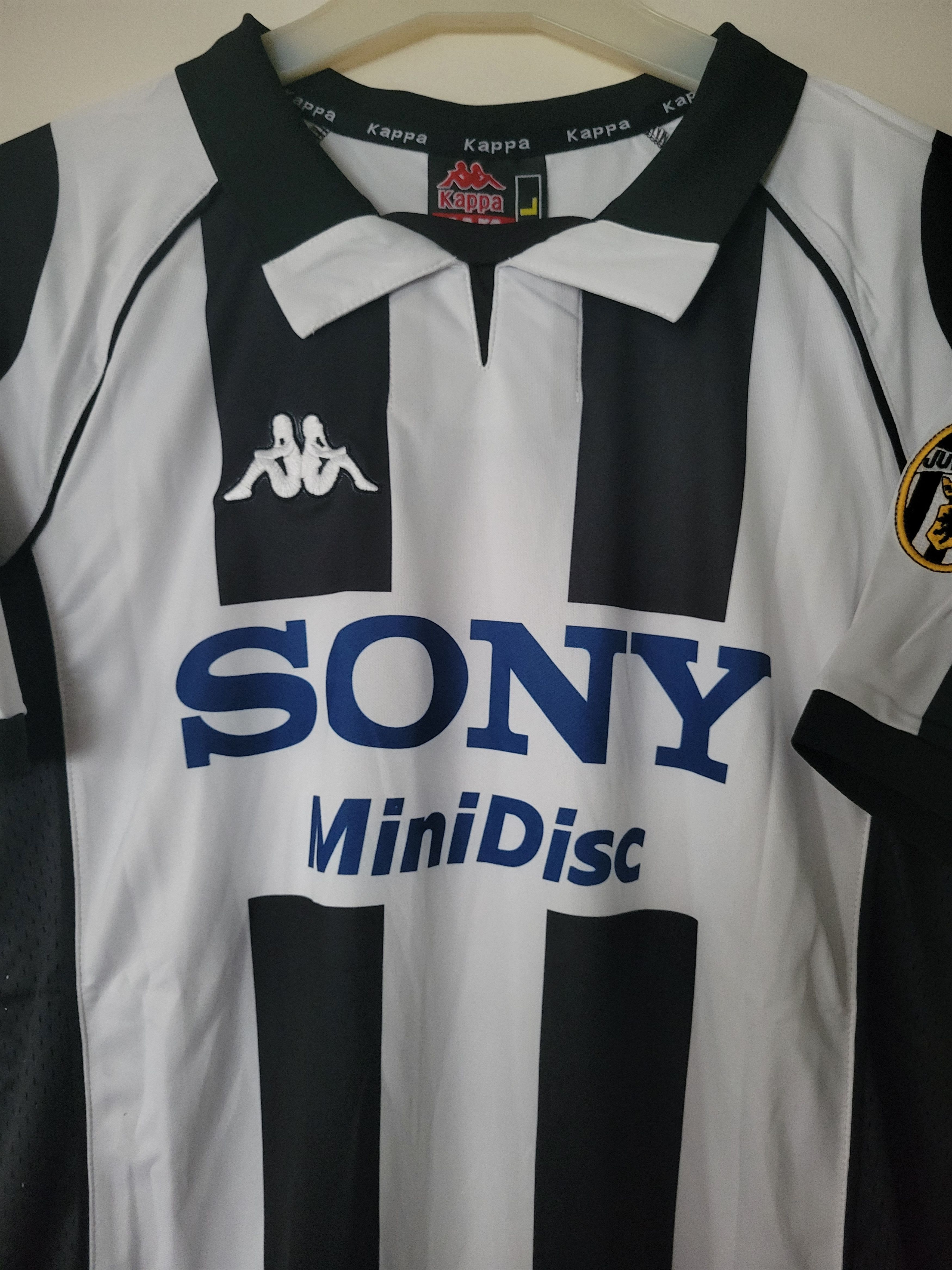 Other Zidane 21 Juventus 1997-98 Vintage Soccer Jersey Trikot Size US L / EU 52-54 / 3 - 4 Thumbnail