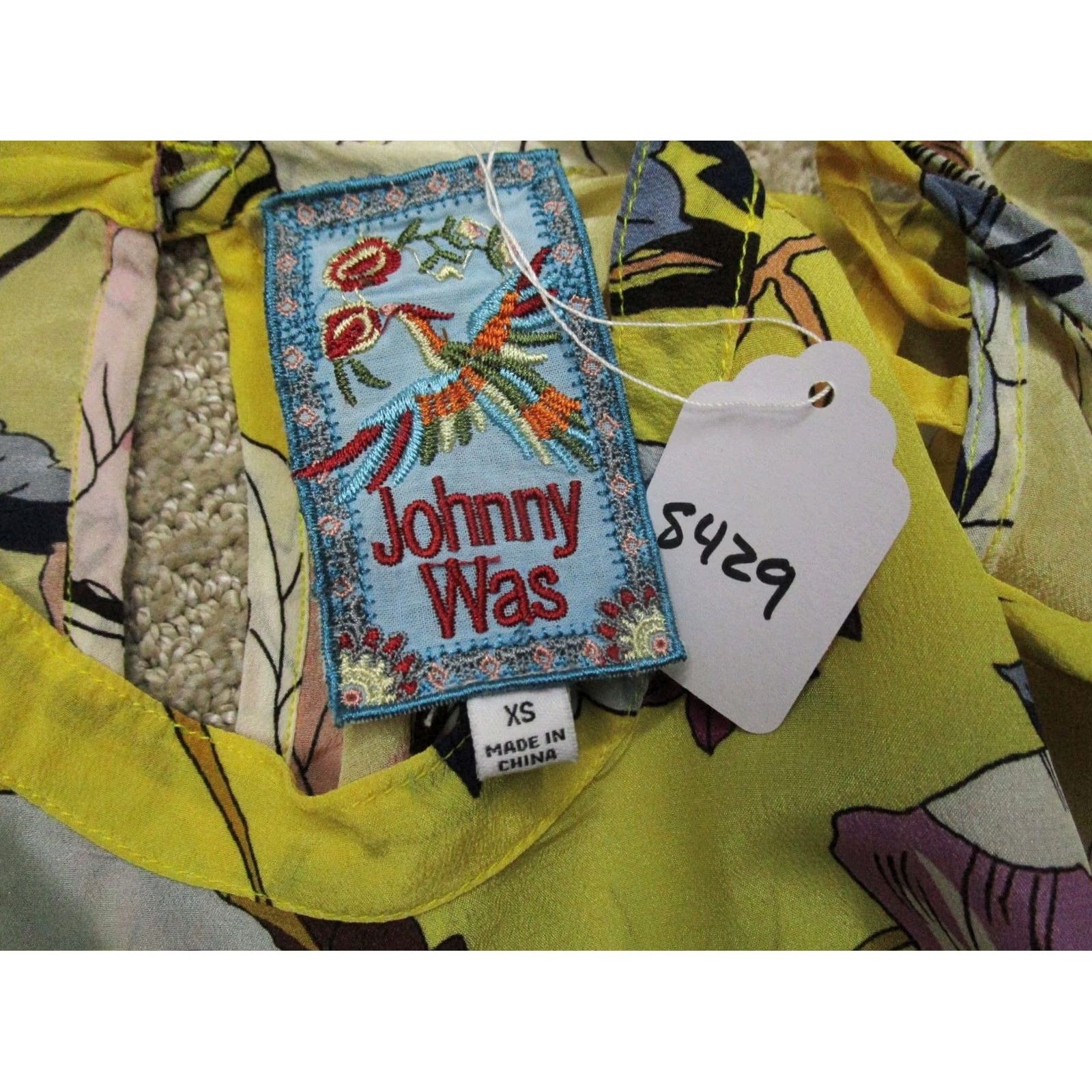 Johnny Was Johnny Was Shirt Women XS Yellow Floral Silk Blouse Bell Sleeve Bohemian, Designer, Flower, Colorful, Tunic, Casual, Travel, Party/Cocktail Women XS Size XS / US 0-2 / IT 36-38 - 8 Thumbnail