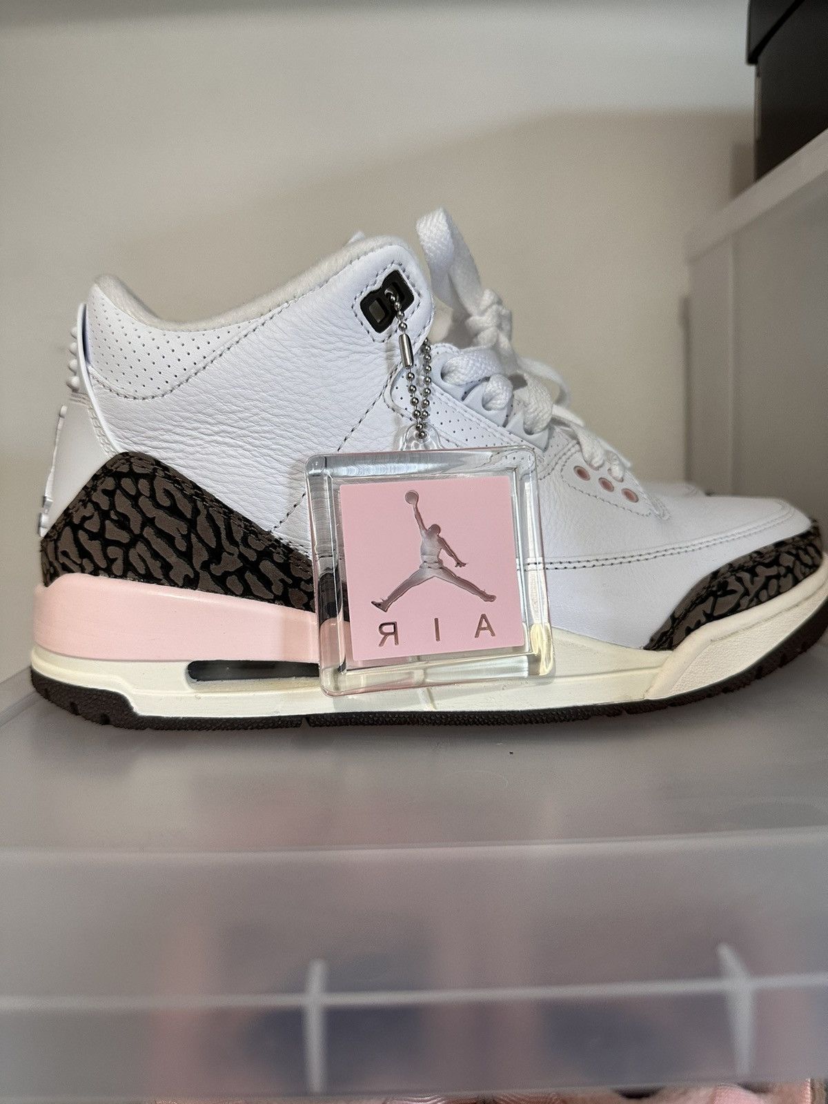 Jordan Brand Jordan 3 Retro Neapolitan Dark Mocha (Women's) Size US 8 / IT 38 - 1 Thumbnail