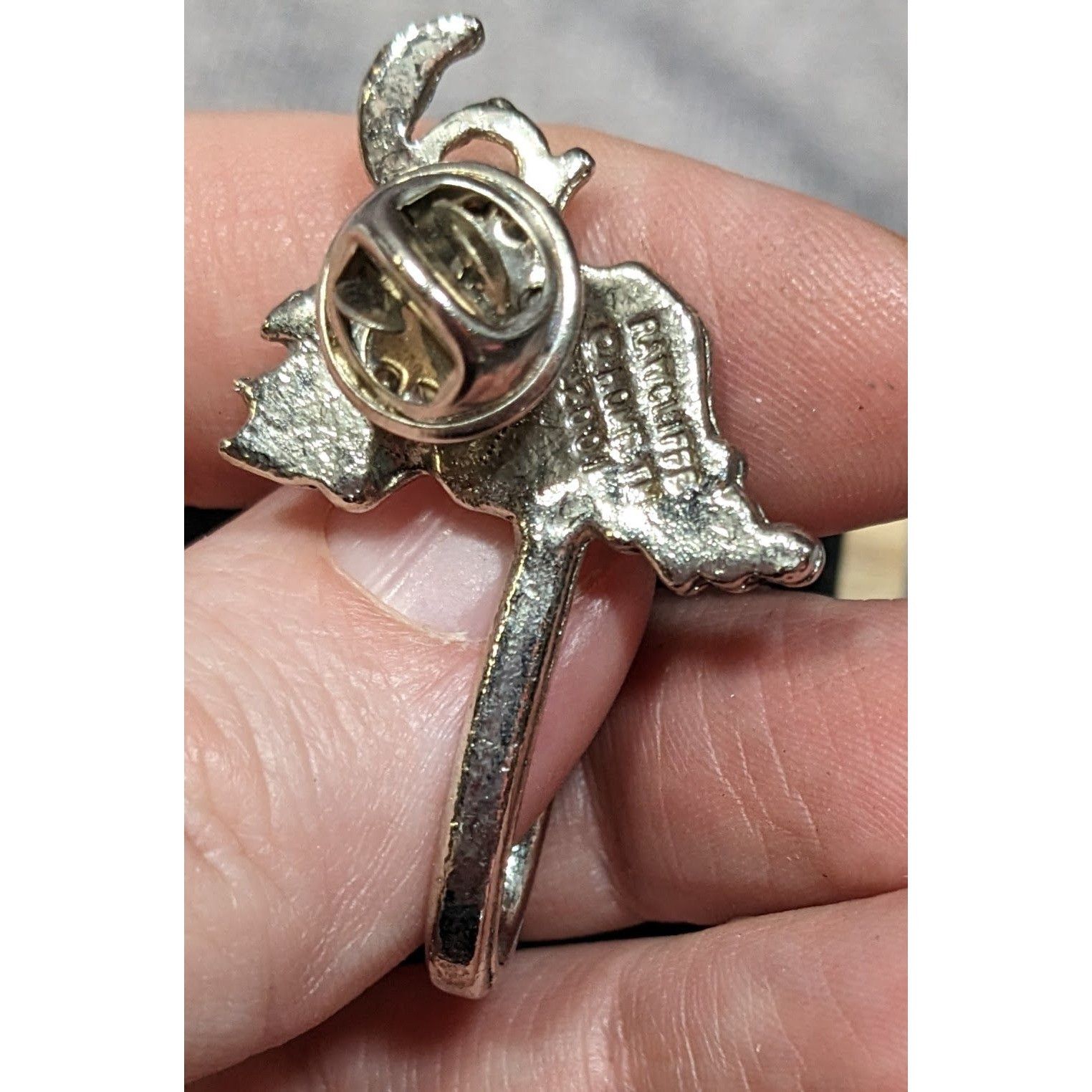 Other Vintage Y2K Rawcliffe Home Grape Bunch Lapel Pin With Hook Size ONE SIZE - 4 Thumbnail