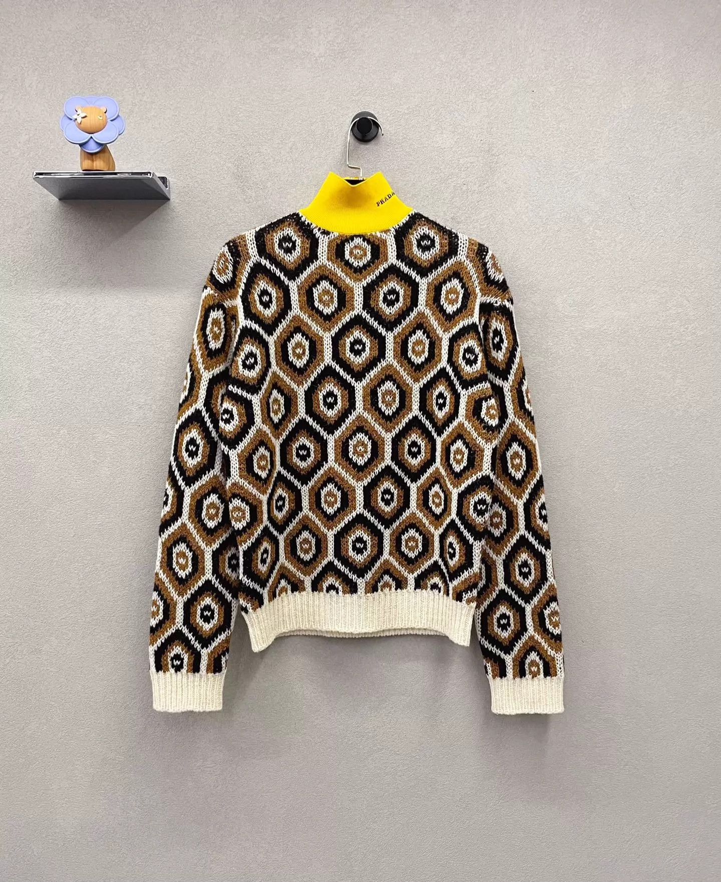 Prada PRADA geo intarsia knit turtleneck yellow vintage Size XS / US 0-2 / IT 36-38 - 1 Thumbnail