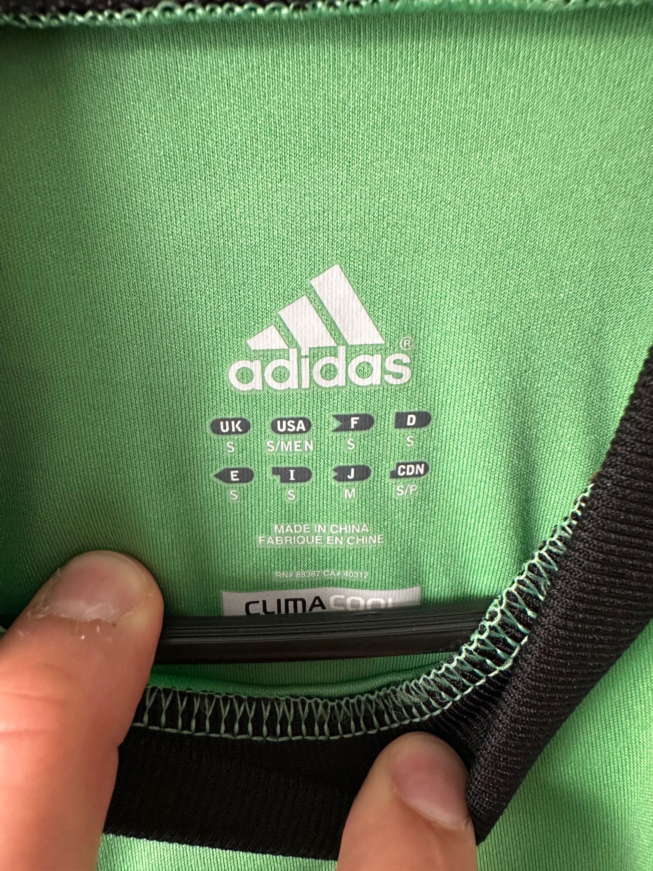 Adidas 2013 Adidas Schalke 04 long sleeve Goalkeeper Third Shirt Size US S / EU 44-46 / 1 - 10 Thumbnail