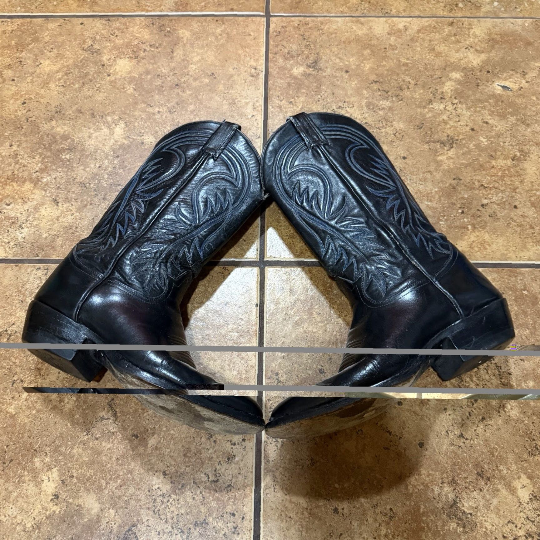 Tony Lama VINTAGE Tony Lama Boots Mens Size 8 D Style 6238 Black Leather Cowboy Boot Mens Shoes Boots Black Leather Western Cowboy 80s 90s Size US 8 / EU 41 - 3 Thumbnail