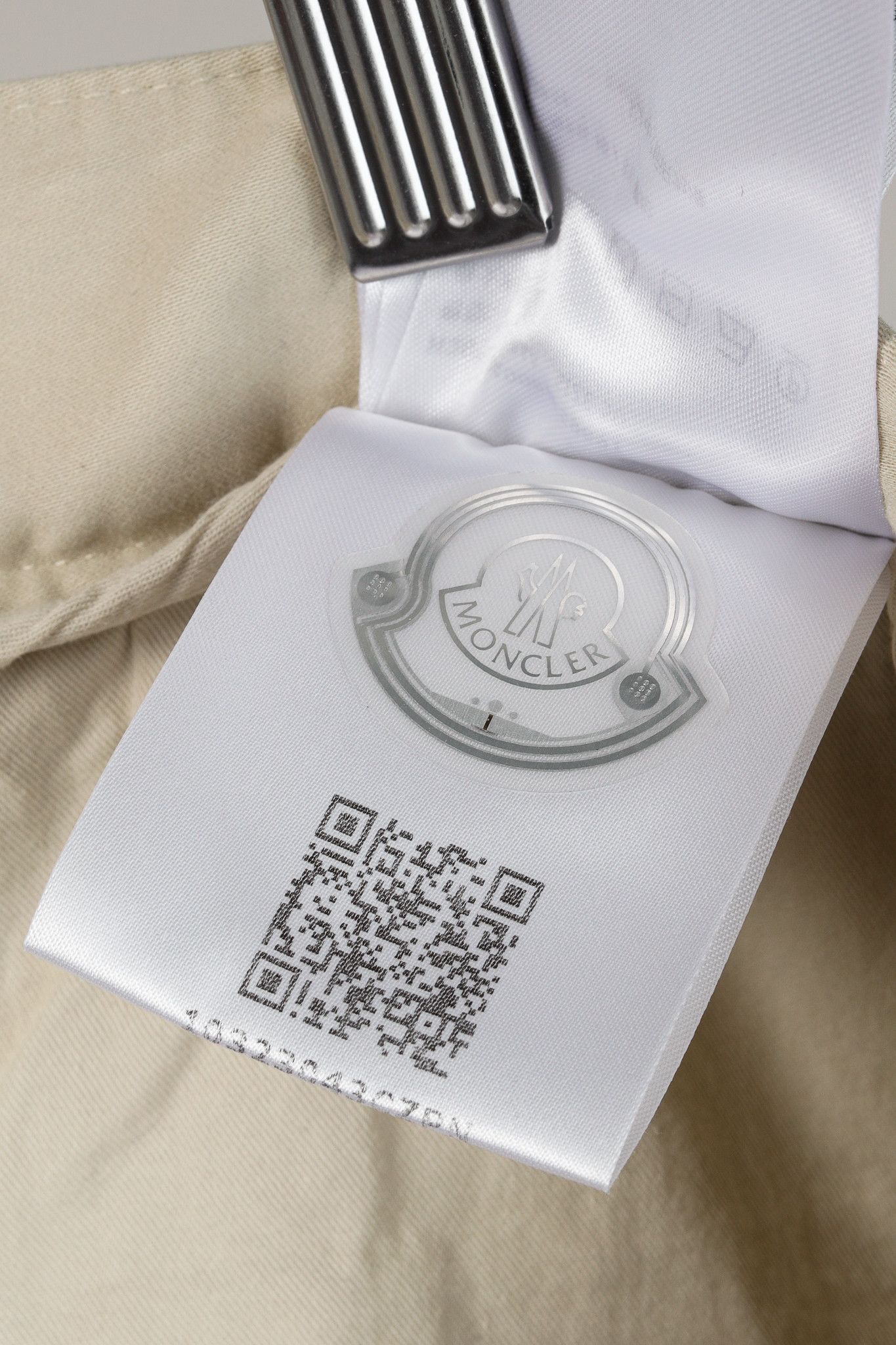 Moncler Moncler Light Beige Wide-Leg Stretch-Cotton Cargo Trousers Size US 34 / EU 50 - 17 Thumbnail