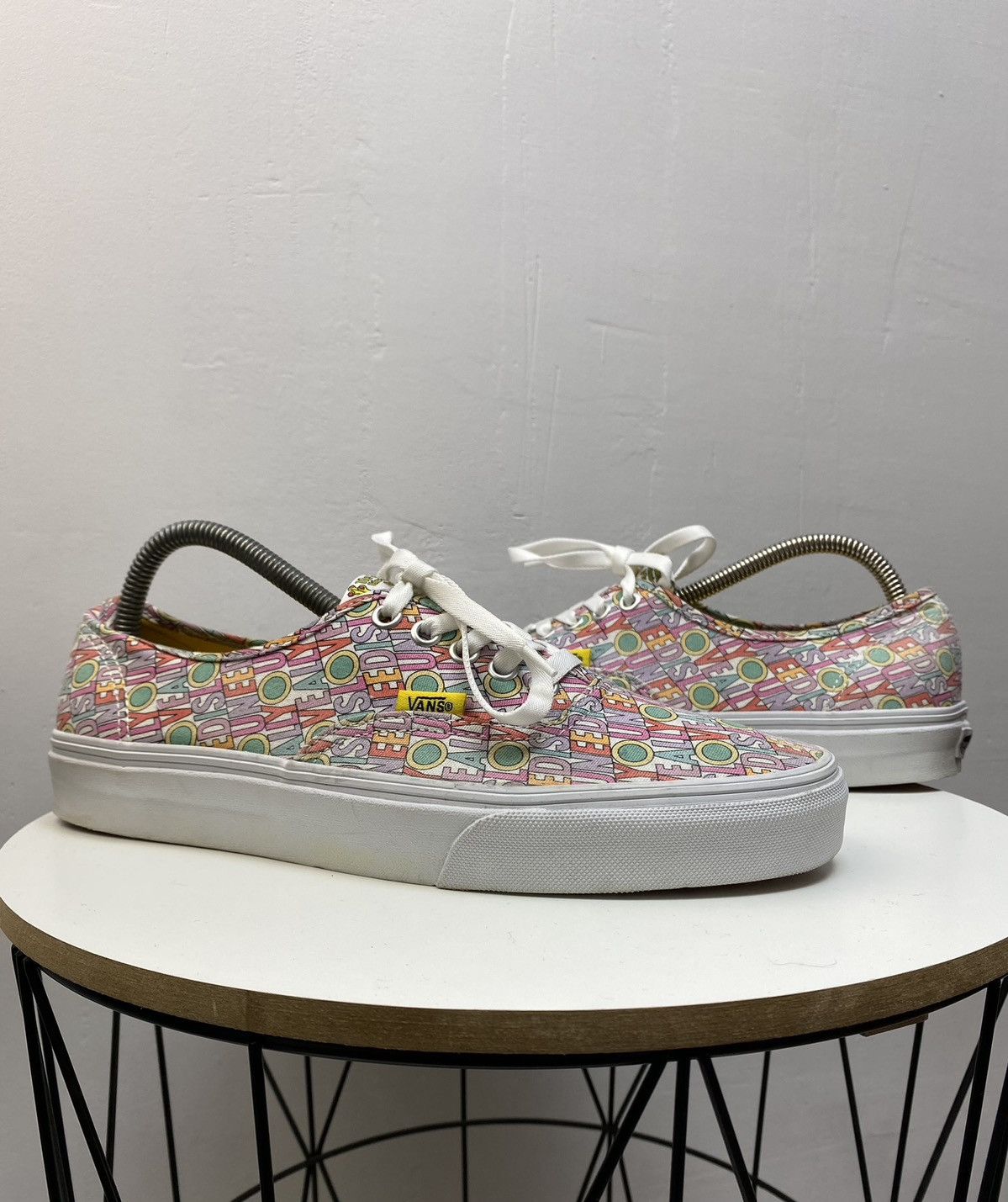 Other Vans X The Beatles Yellow Submarine Shoes 41 Unisex Rare Size US 8 / EU 41 - 2 Thumbnail