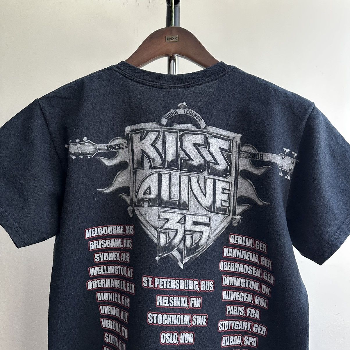 Band Tees Vintage 2000s KISS Alive 35 Band Tour Graphic Tee Size US S / EU 44-46 / 1 - 6 Thumbnail