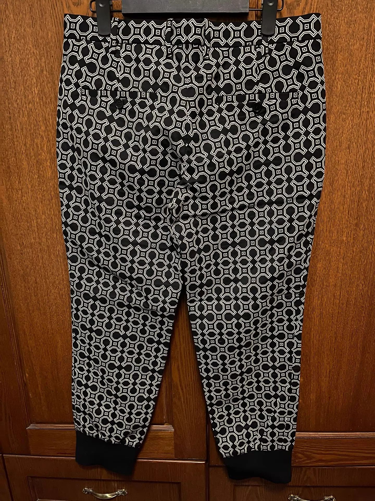 Neil Barrett Neil Barrett Black & White Woven 9 Skinny Pants 46 Size US 30 / EU 46 - 2 Thumbnail