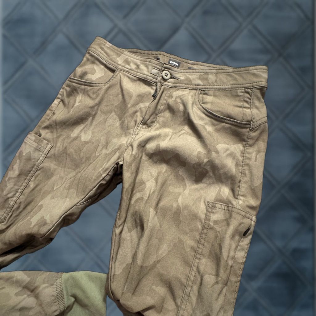 Prana prAna Halle Pants Womens Jogger Adult Regular Slim Tapered Green Camouflage Nylon Cargo 28x27 Pants Womens Size 27" / US 4 / IT 40 - 1 Thumbnail