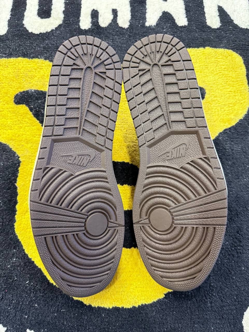 Nike × Travis Scott Jordan 1 Low OG SP Travis Scott Mocha (2019) CQ4277-001 Size US 14 / EU 47 - 6 Thumbnail