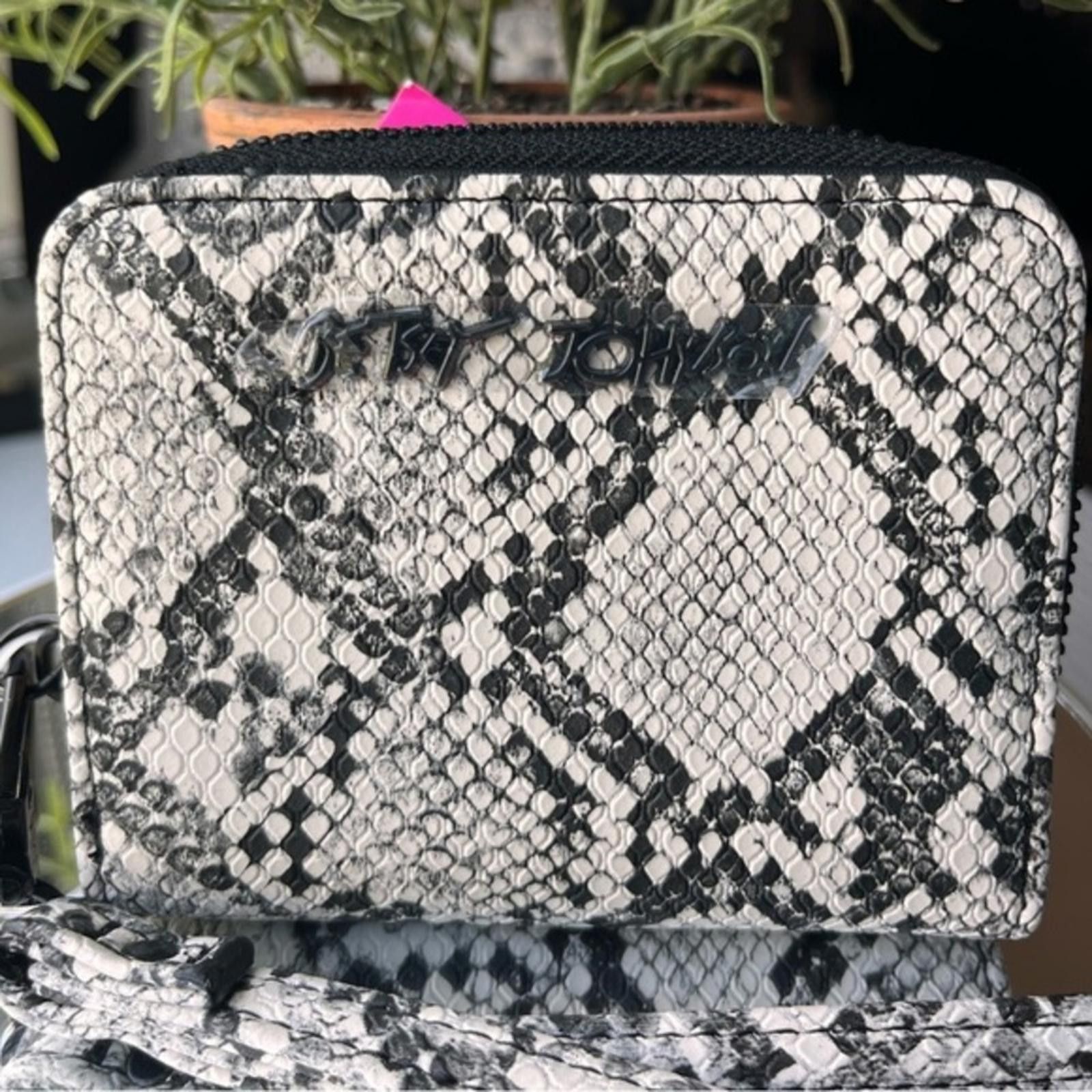 Designer Betsey Johnson Snake Print Wristlet Wallet NWT Size ONE SIZE - 1 Thumbnail