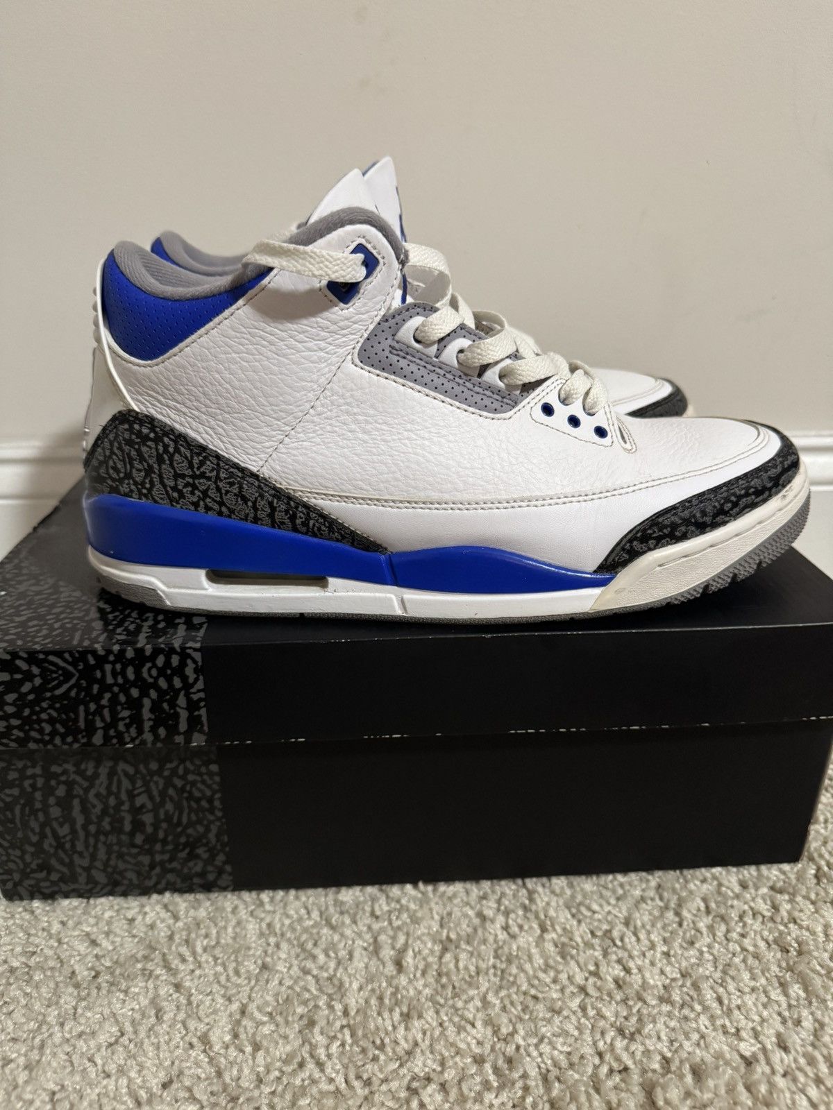 Jordan Brand Air Jordan 3 Retro Racer Blue Size US 10.5 / EU 43-44 - 1 Thumbnail