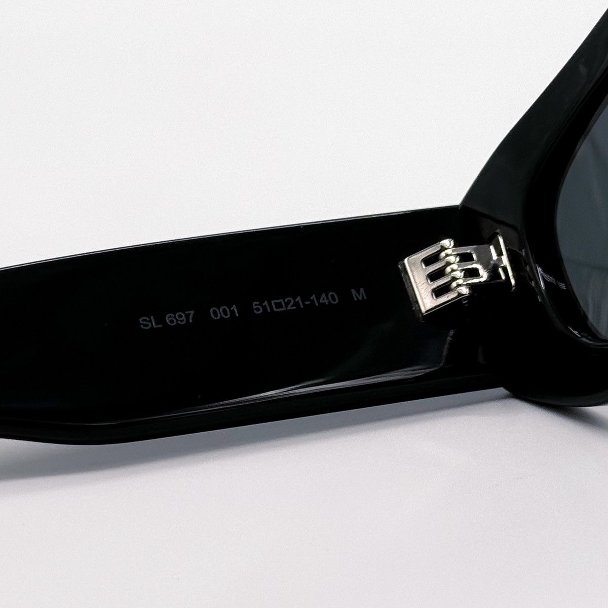 Saint Laurent Paris NEW SAINT LAURENT SL697 001 SUNGLASSES SAINT LAURENT SL 697 Size ONE SIZE - 9 Thumbnail
