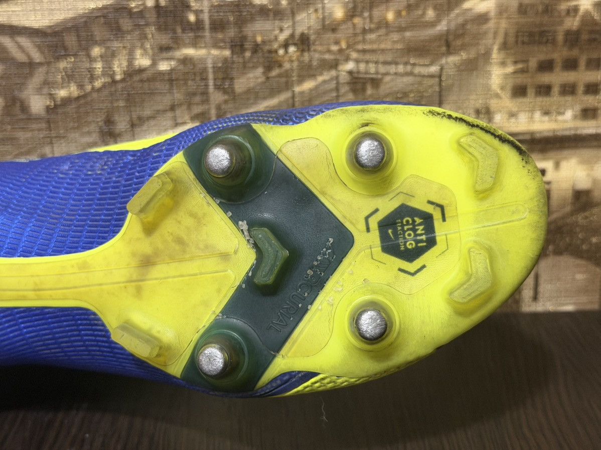 Nike Nike Mercurial Vapor 14 Elite SG PRO ACC Soccer UK 7 EUR 41 Size US 7 / EU 40 - 14 Thumbnail