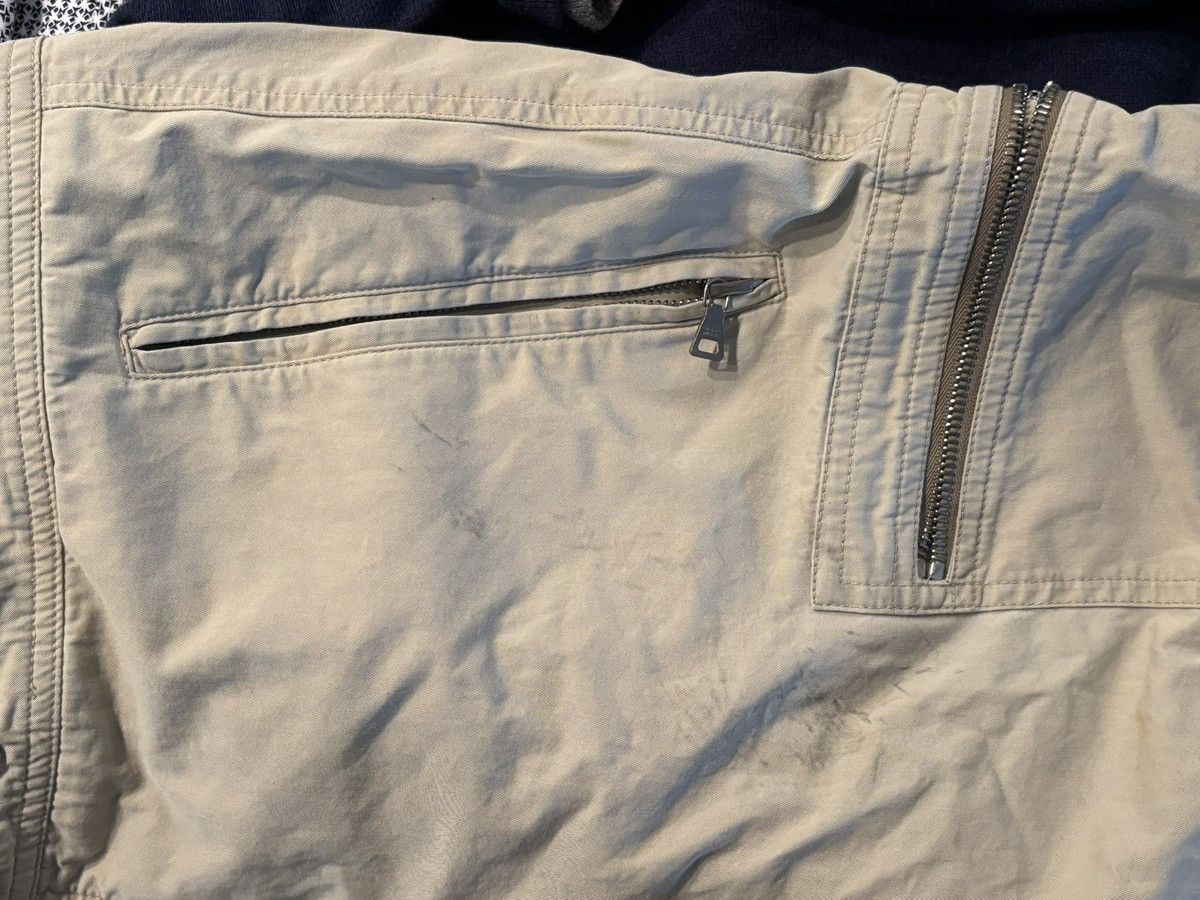 Prada Prada Beige Designer Shorts Size 32 Barely Worn Size US 32 / EU 48 - 4 Thumbnail
